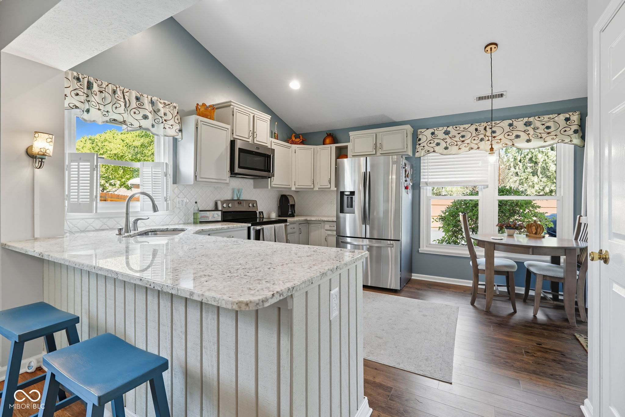 7876 Fisherman's Court