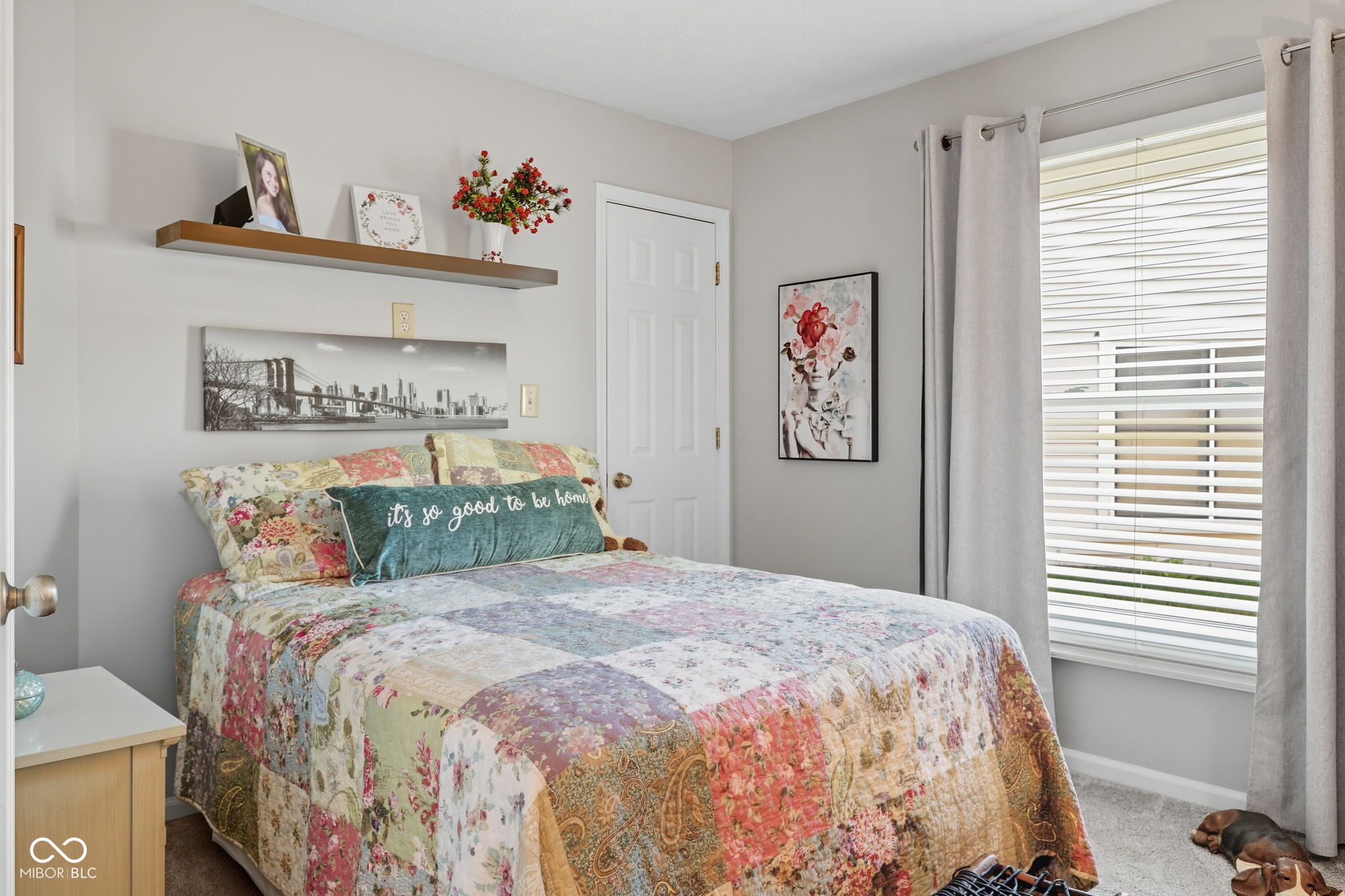 7876 Fisherman's Court