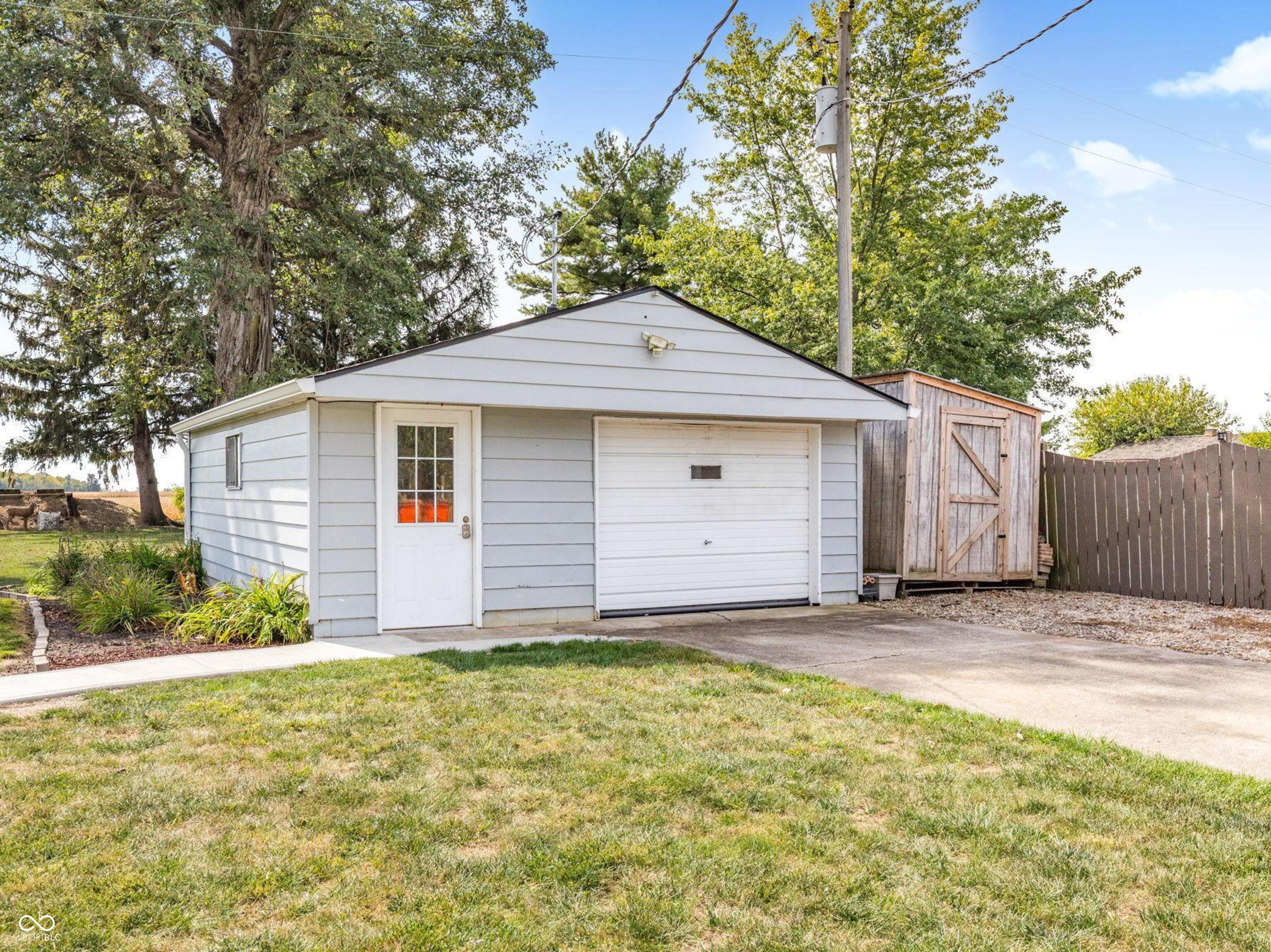 3589 W Old State Road 28