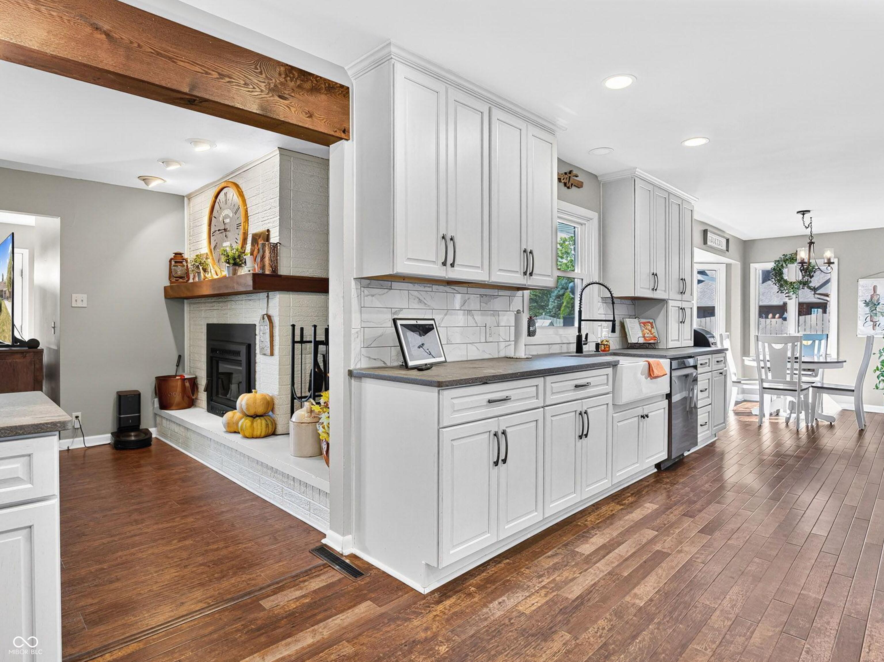 3589 W Old State Road 28