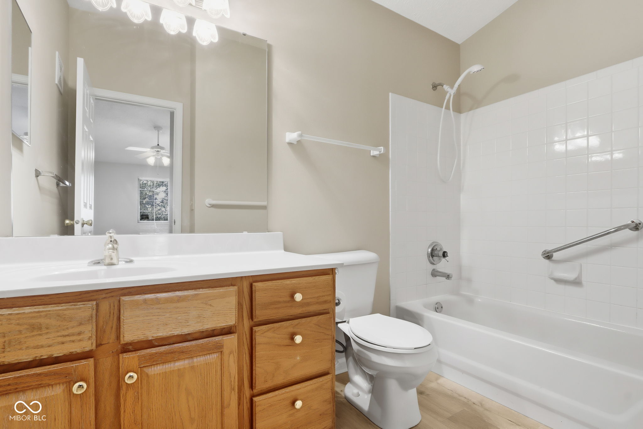 11635 Lenox Lane Unit: 206