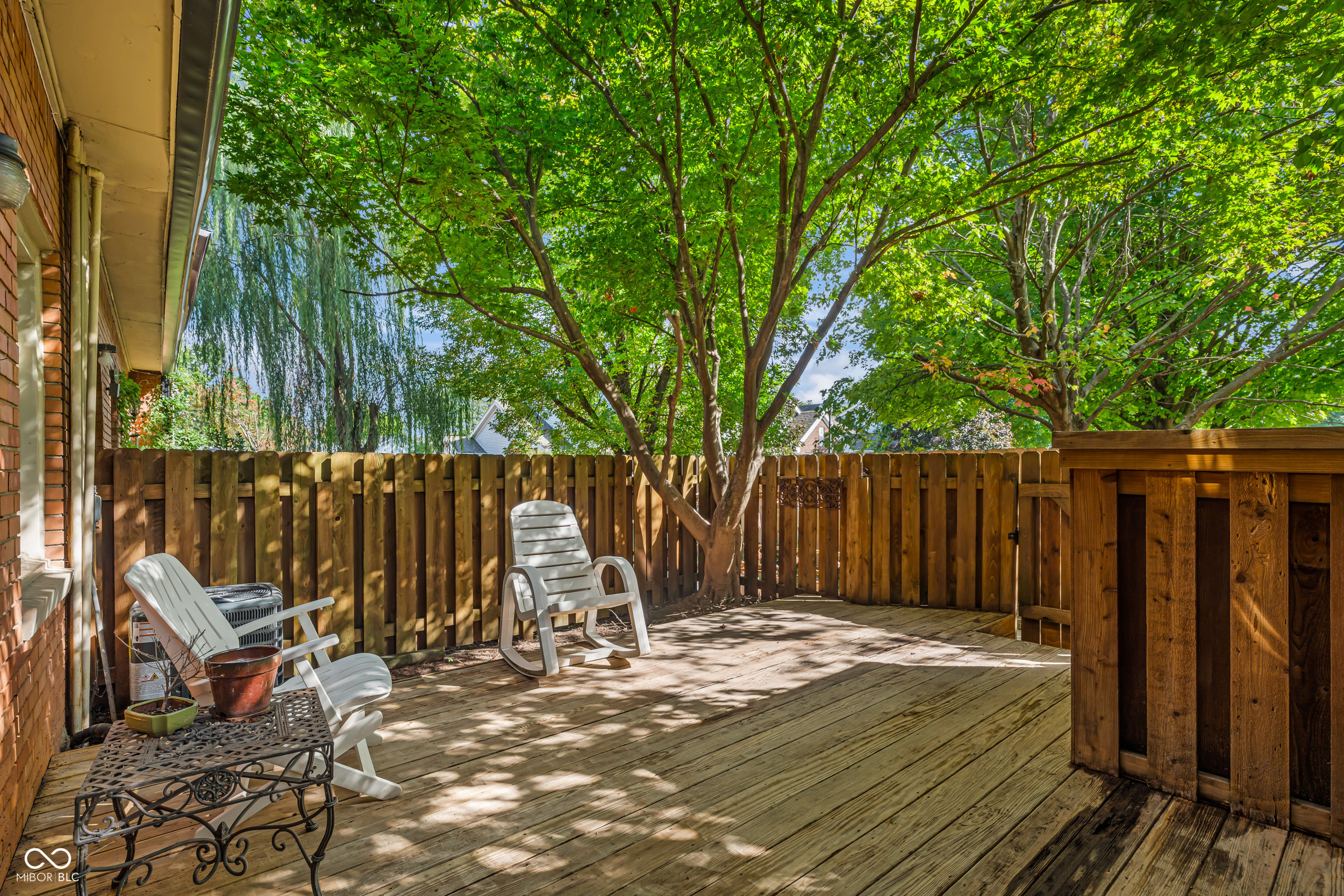 1151 Canterbury Square S