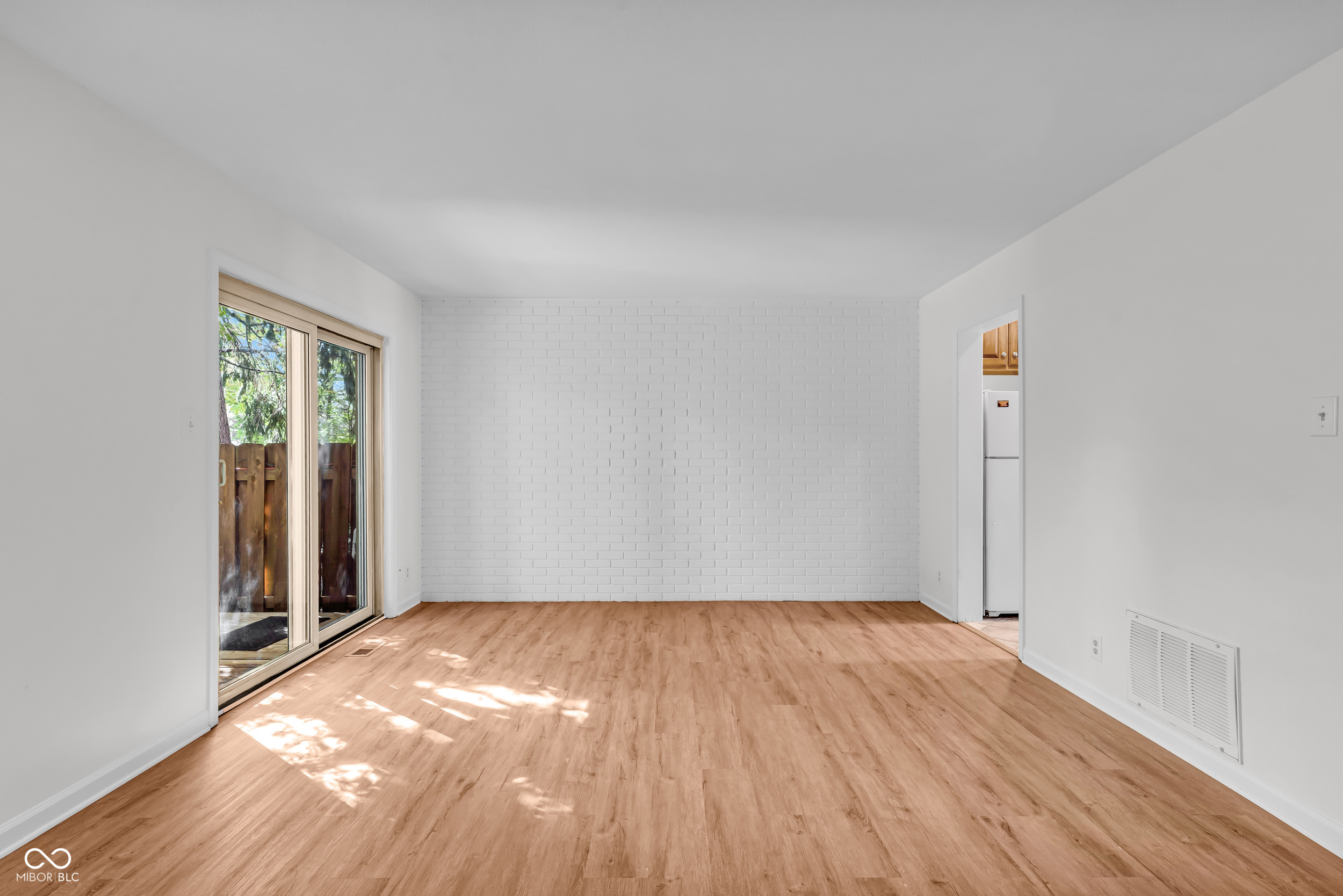 1151 Canterbury Square S