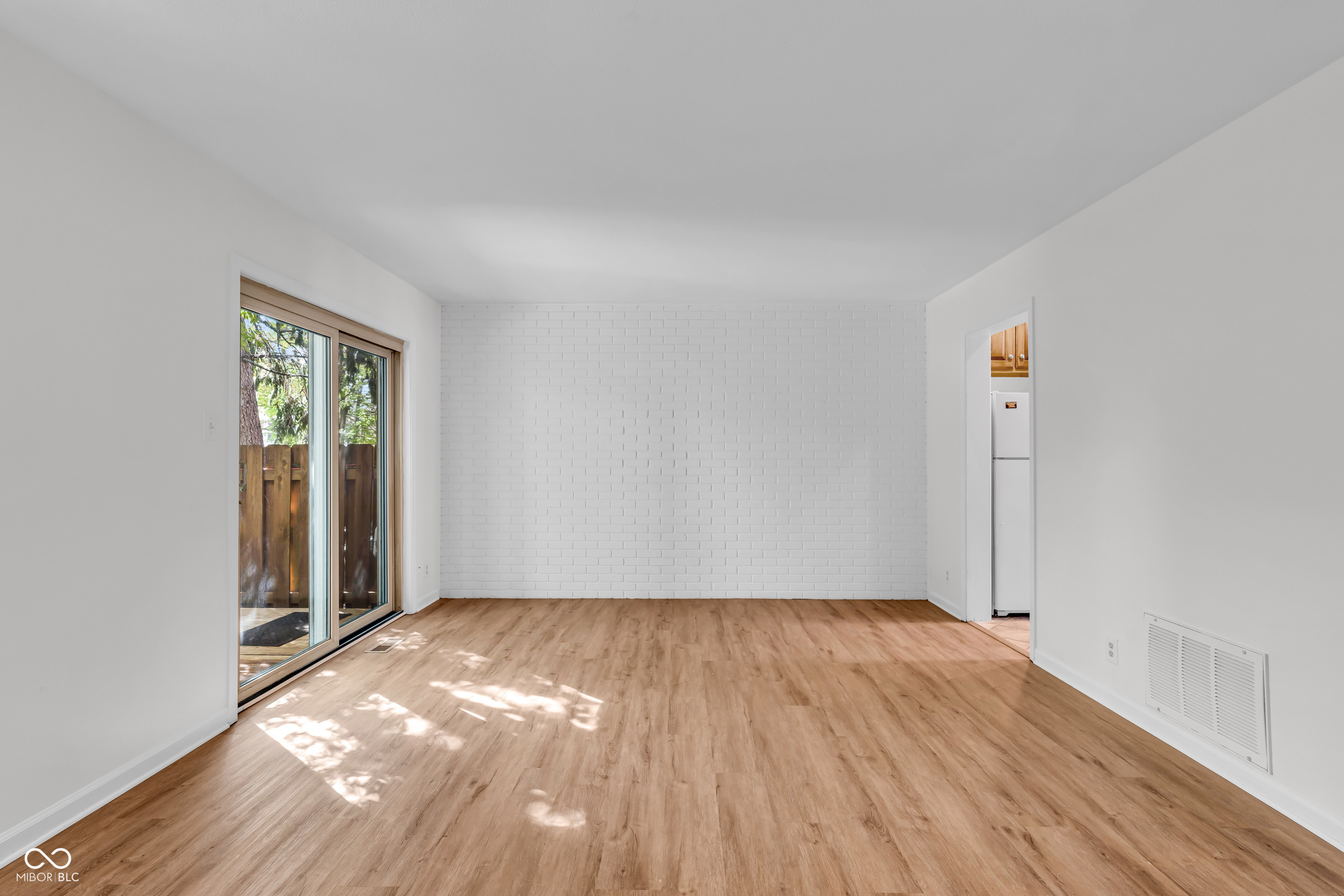 1151 Canterbury Square S