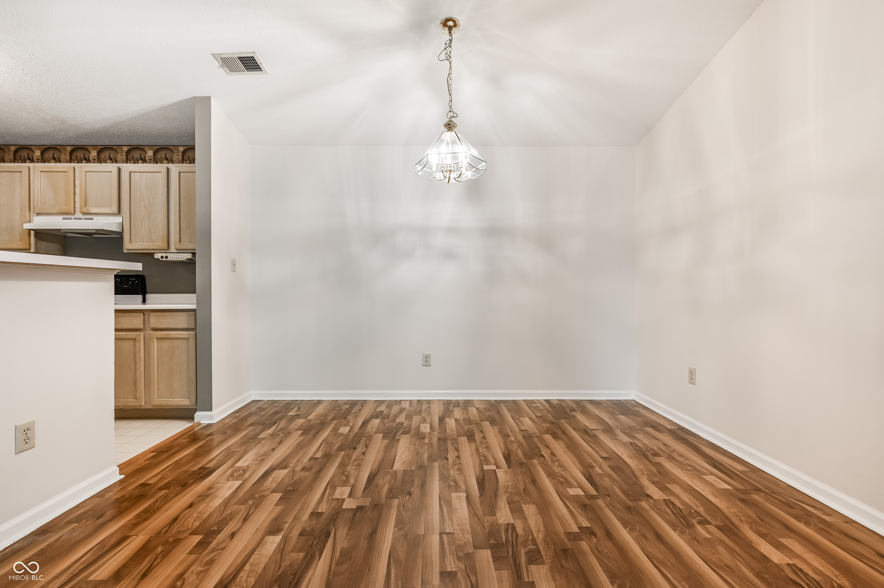 8418 Glenwillow Lane Unit: UNIT 206