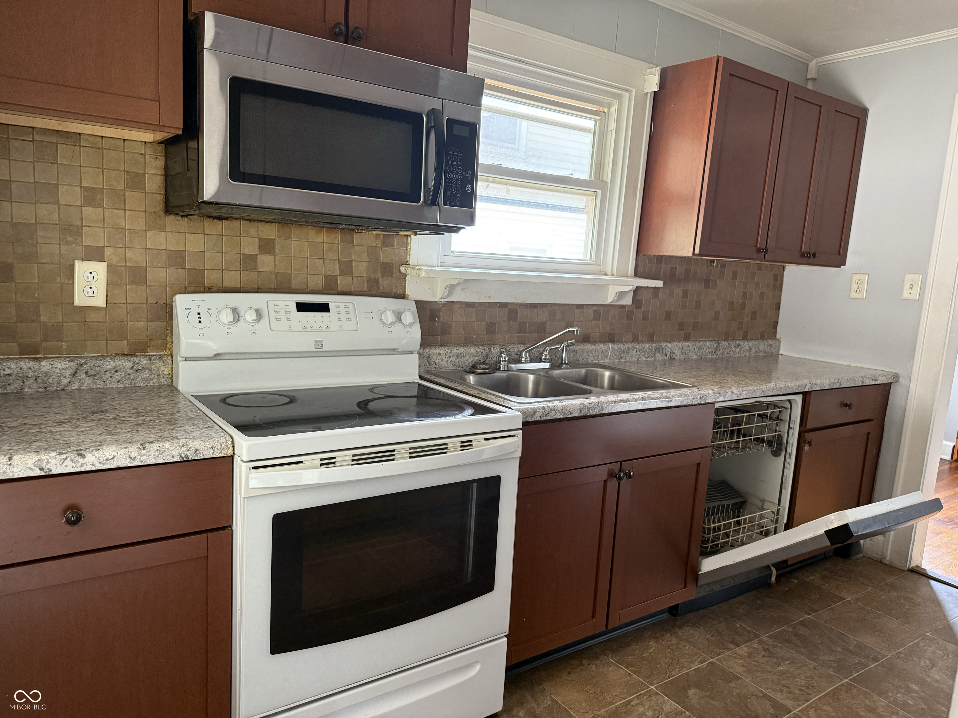 2321 S Pennsylvania Street