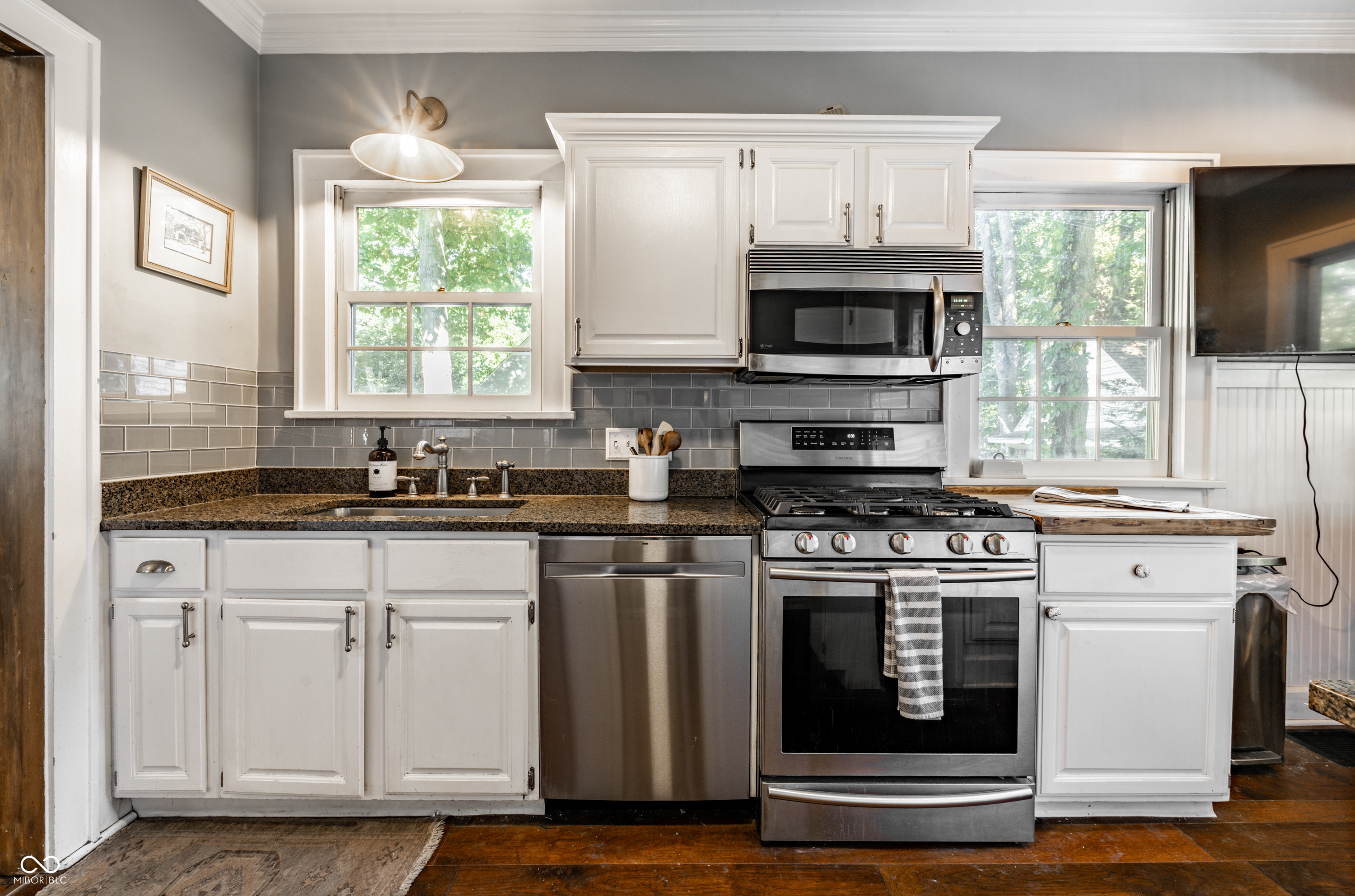 5681 Winthrop Avenue