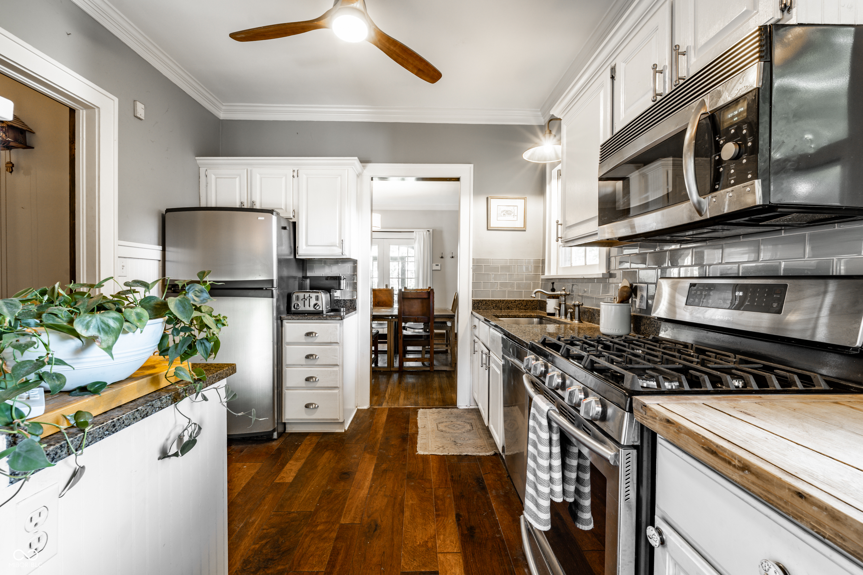 5681 Winthrop Avenue