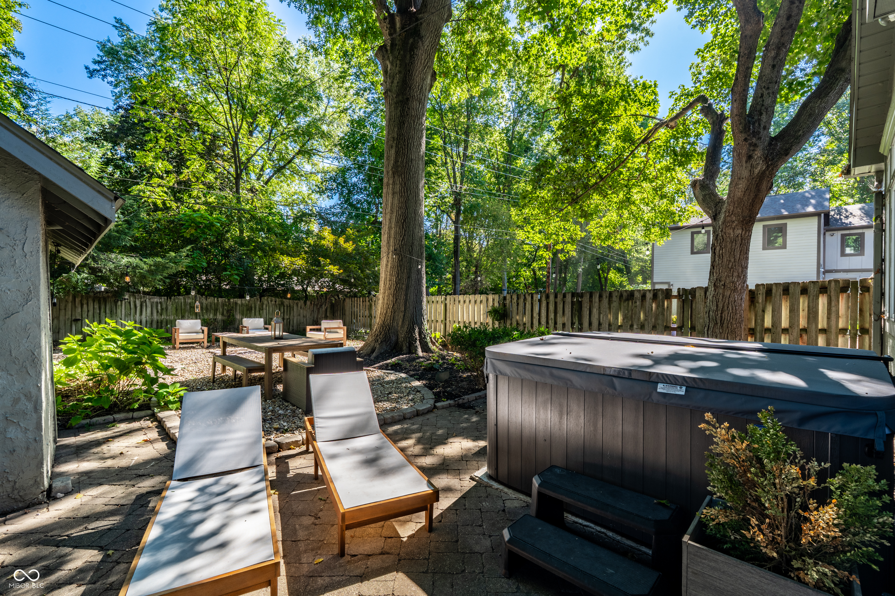 5681 Winthrop Avenue