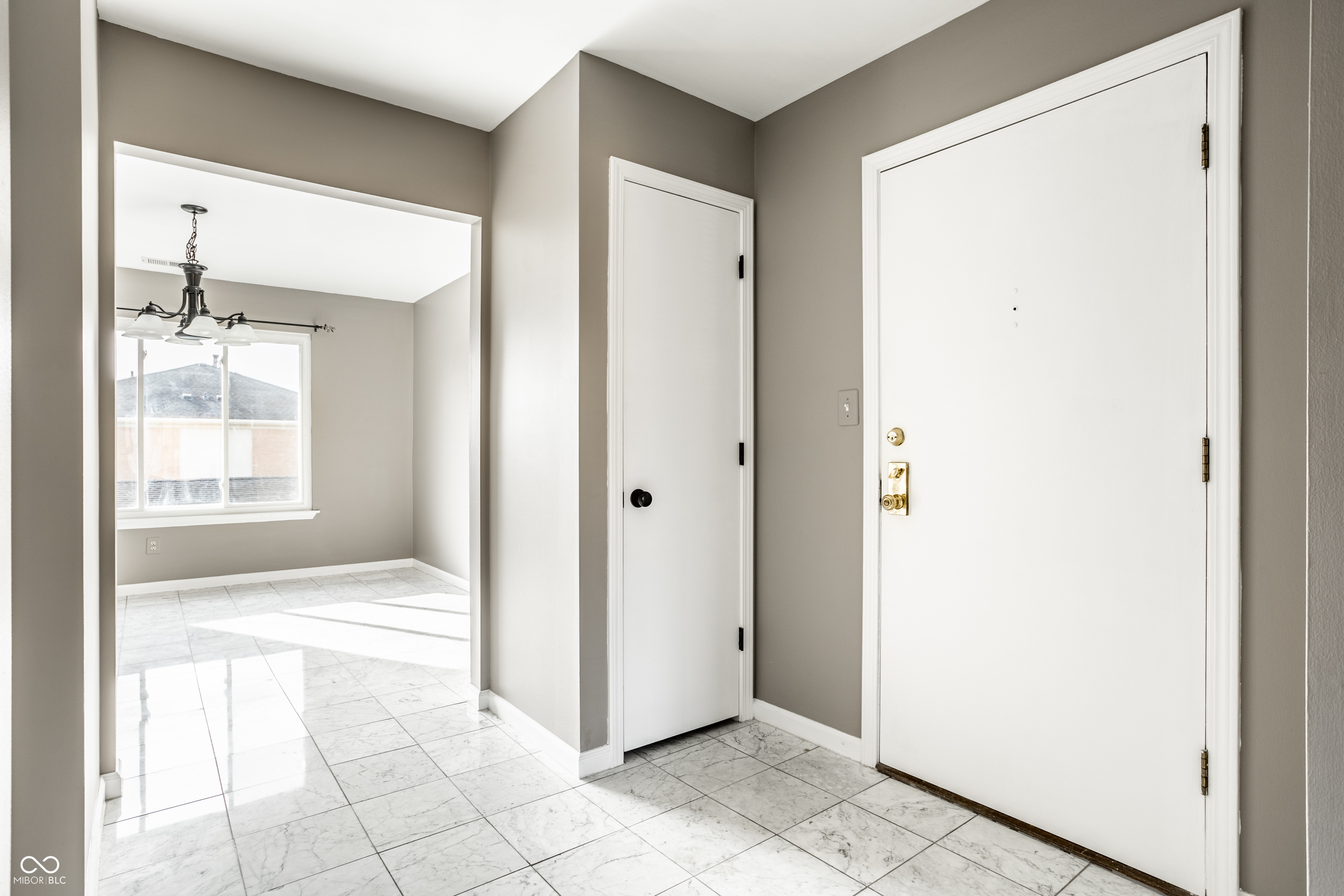 398 Hunters Lane Unit: D