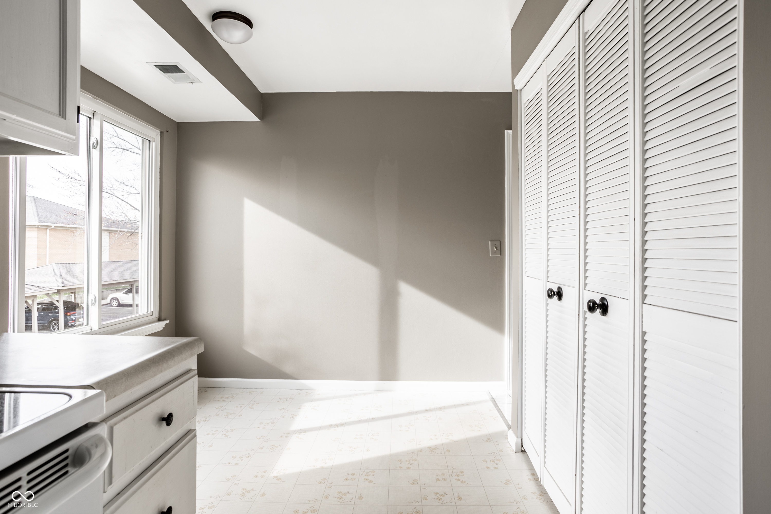 398 Hunters Lane Unit: D