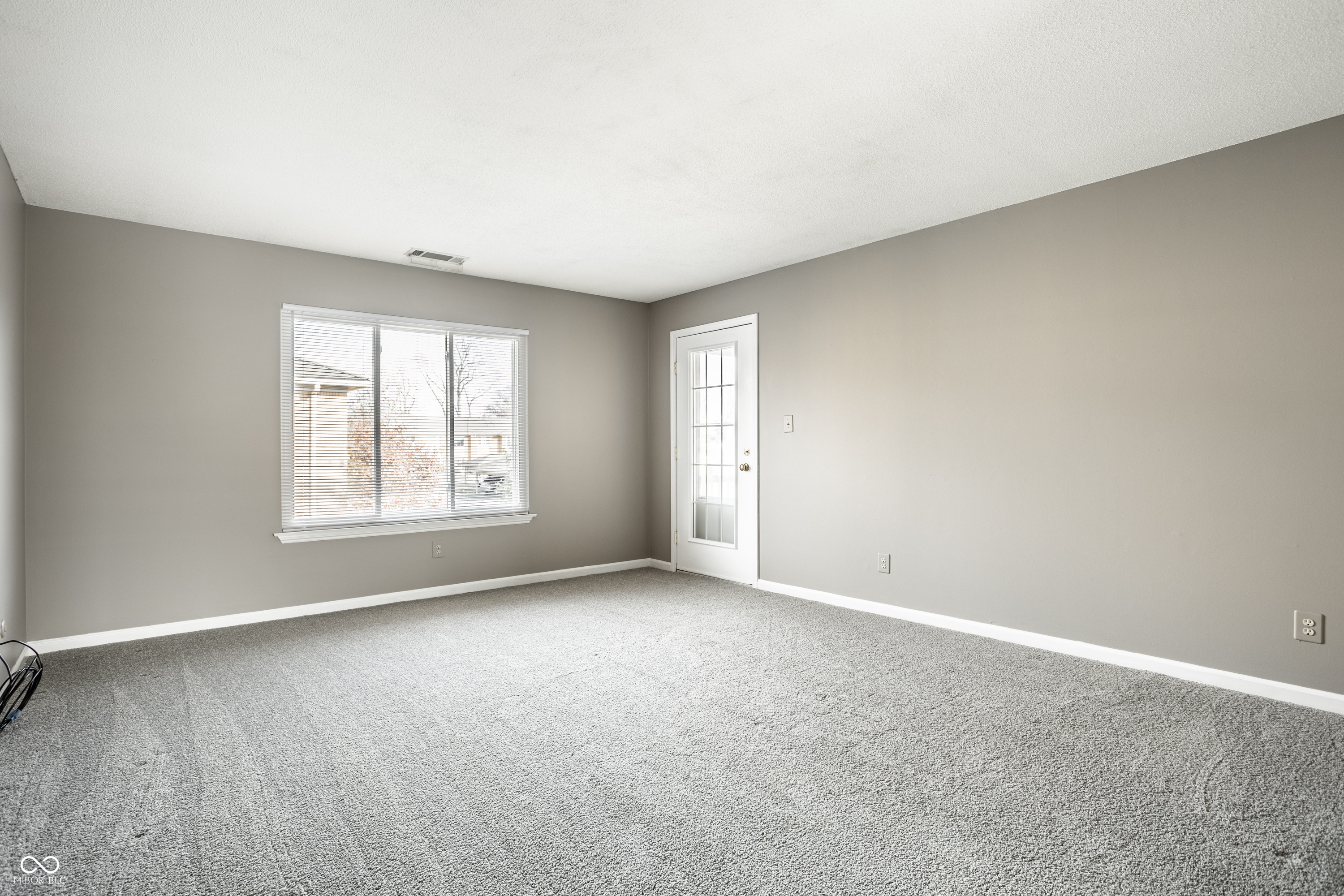 398 Hunters Lane Unit: D