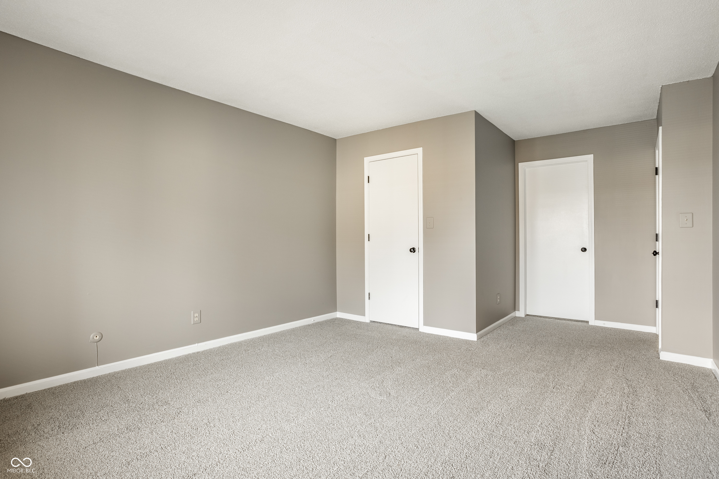 398 Hunters Lane Unit: D