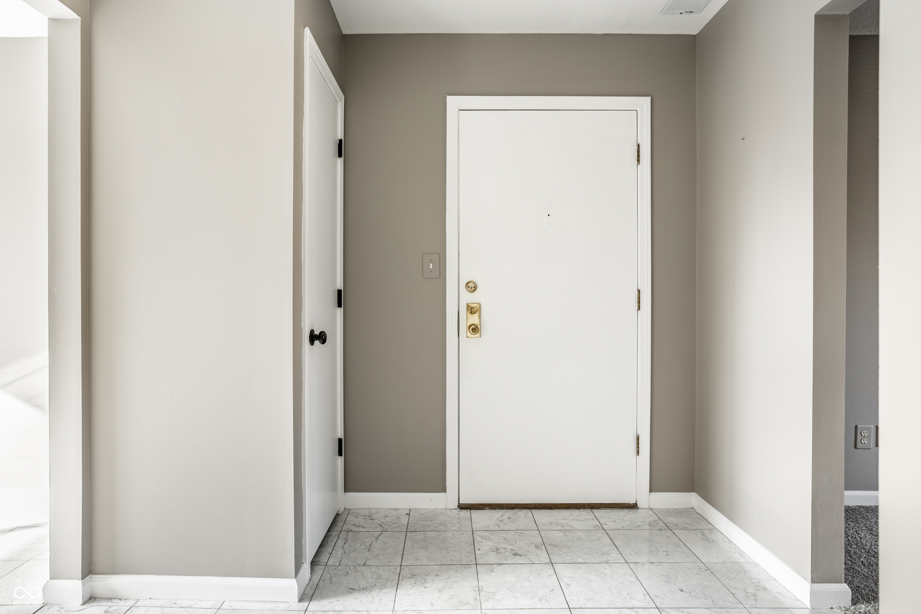 398 Hunters Lane Unit: D