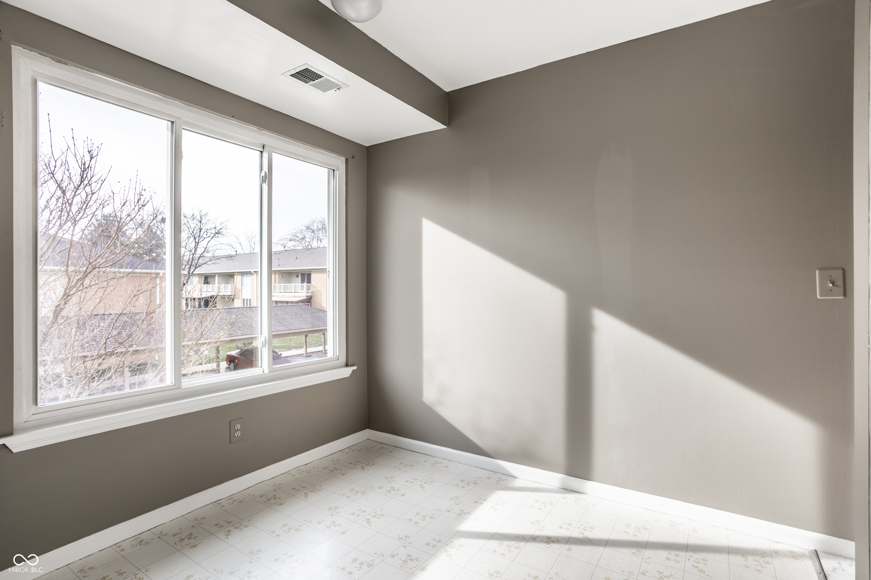 398 Hunters Lane Unit: D