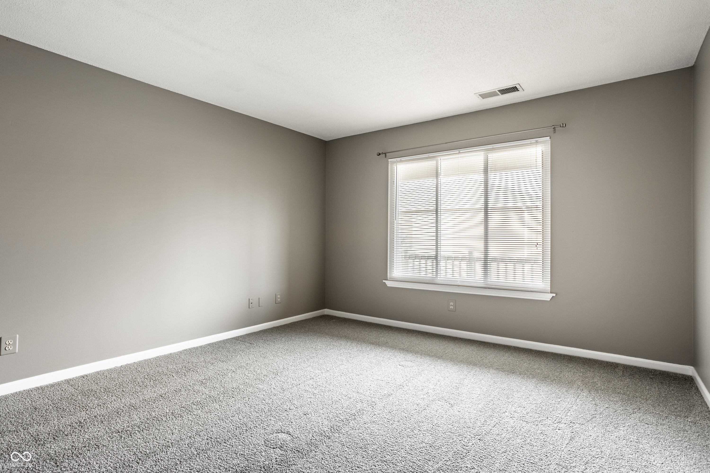 398 Hunters Lane Unit: D