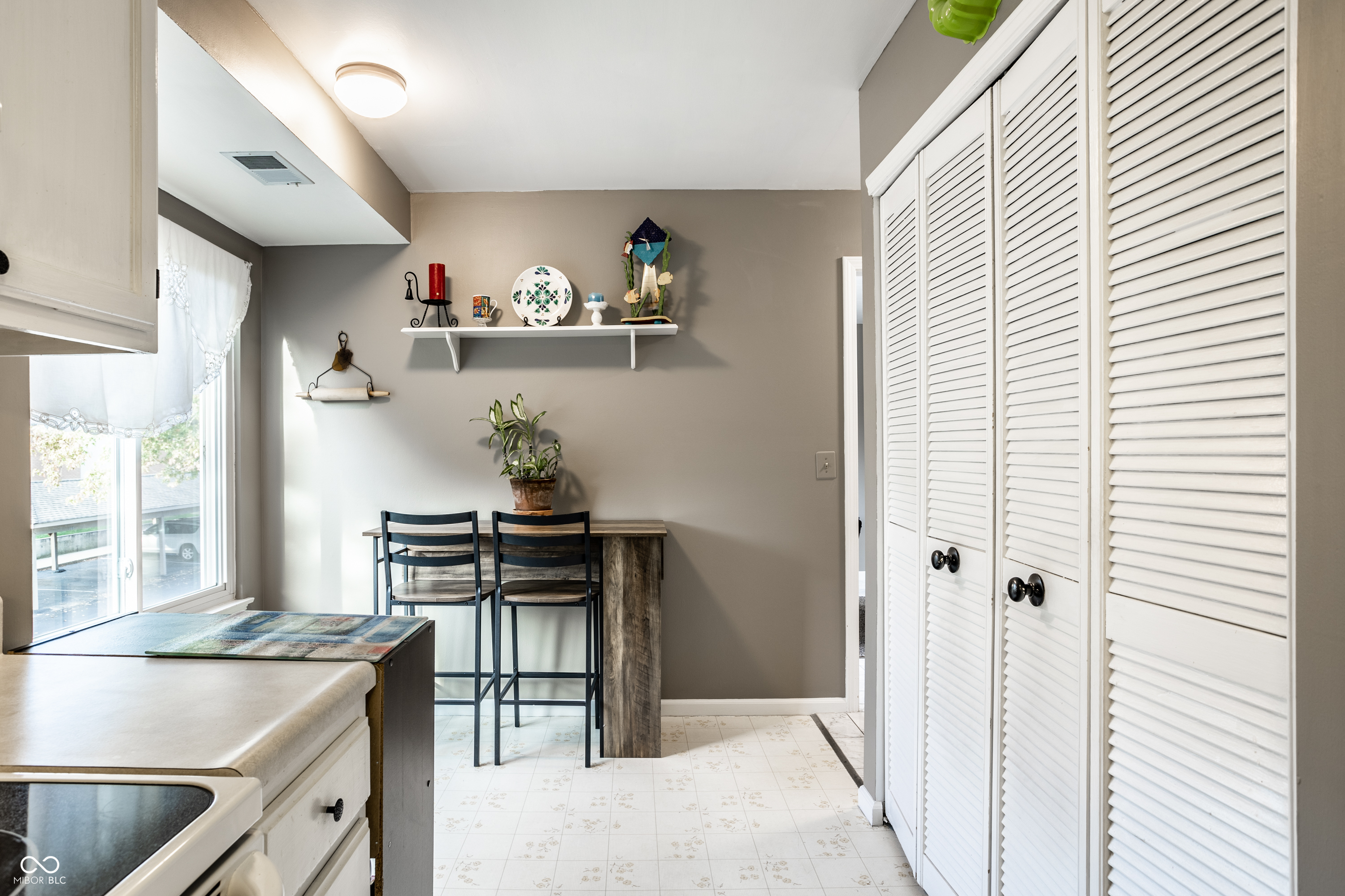 398 Hunters Lane Unit: D