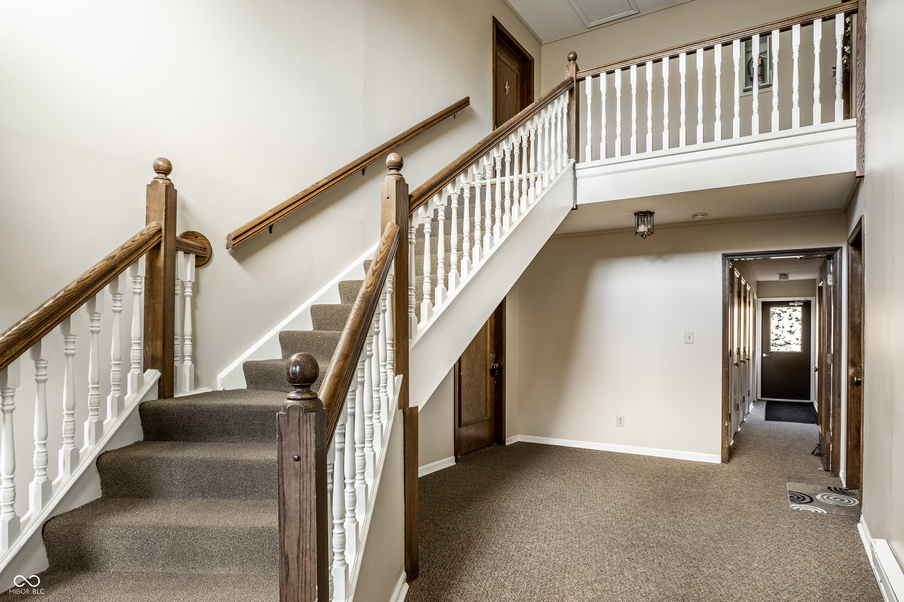 398 Hunters Lane Unit: D