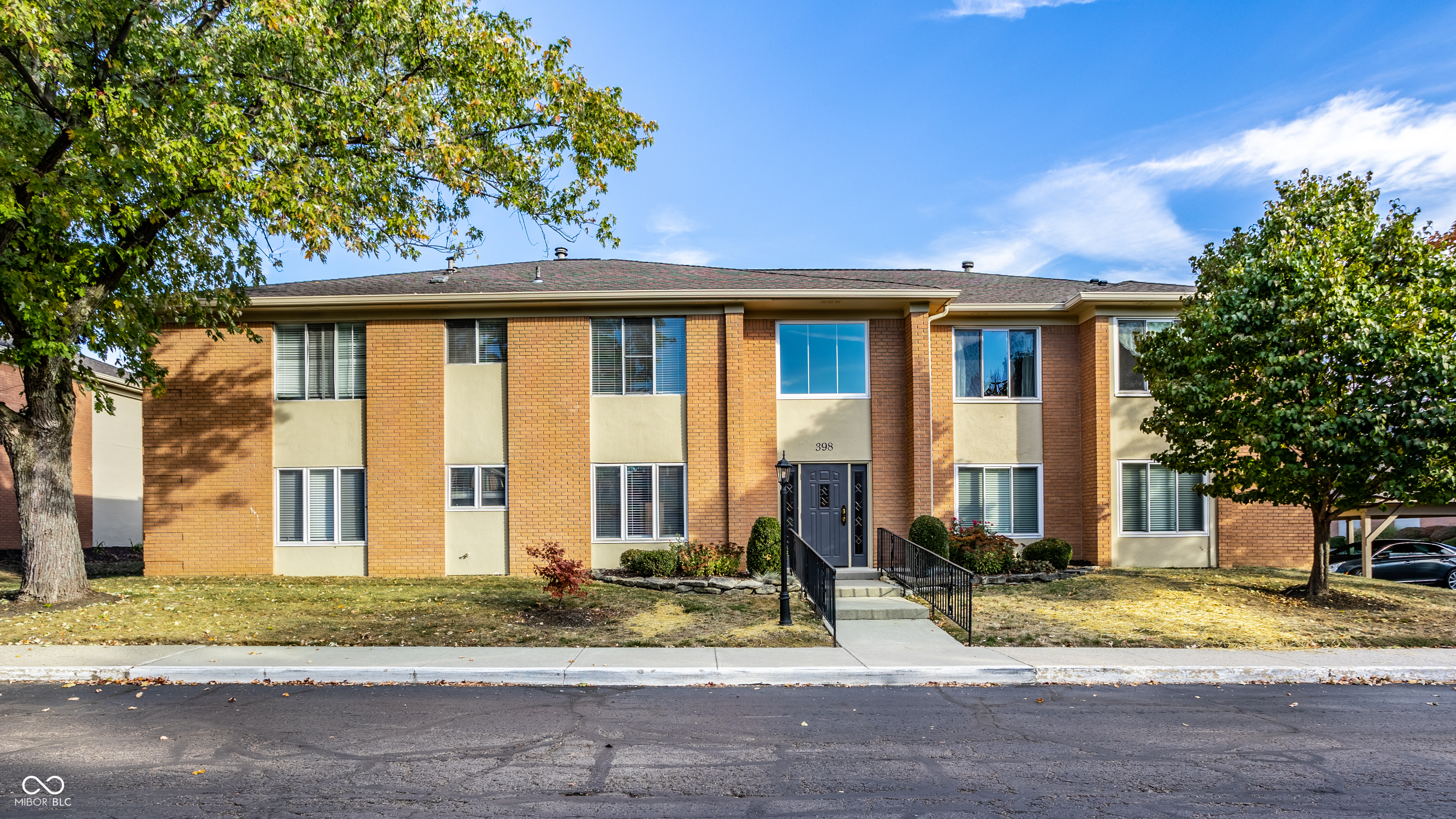 398 Hunters Lane Unit: D