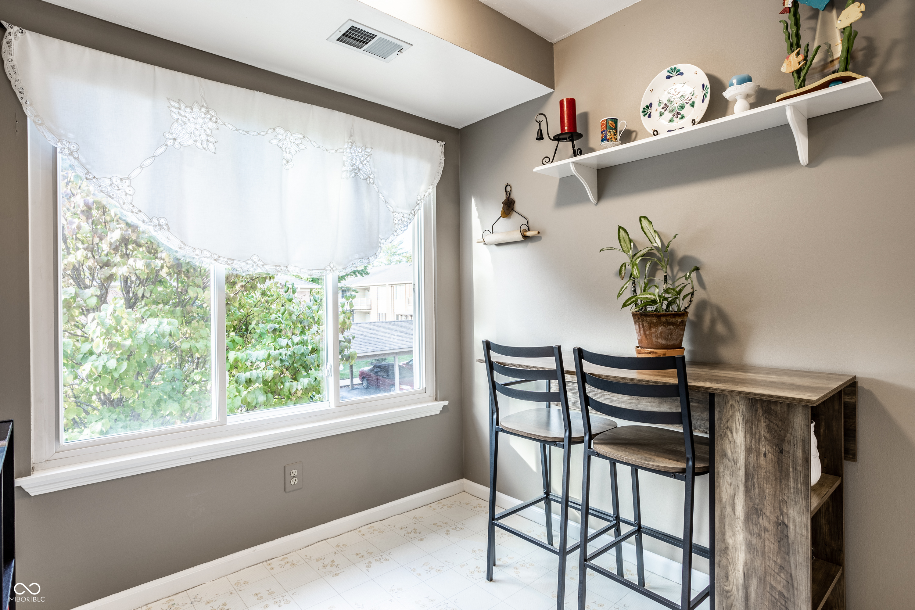 398 Hunters Lane Unit: D