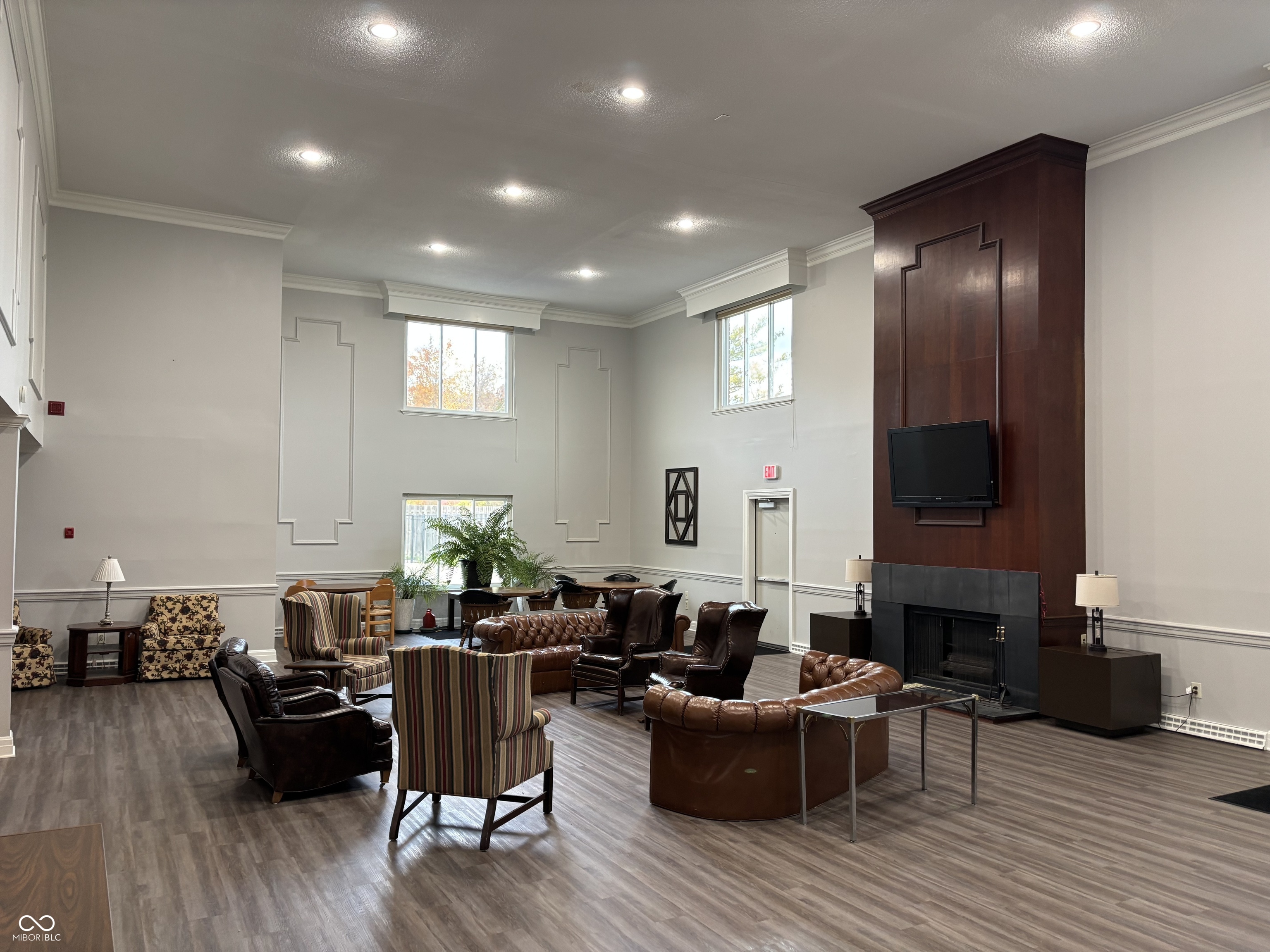 398 Hunters Lane Unit: D