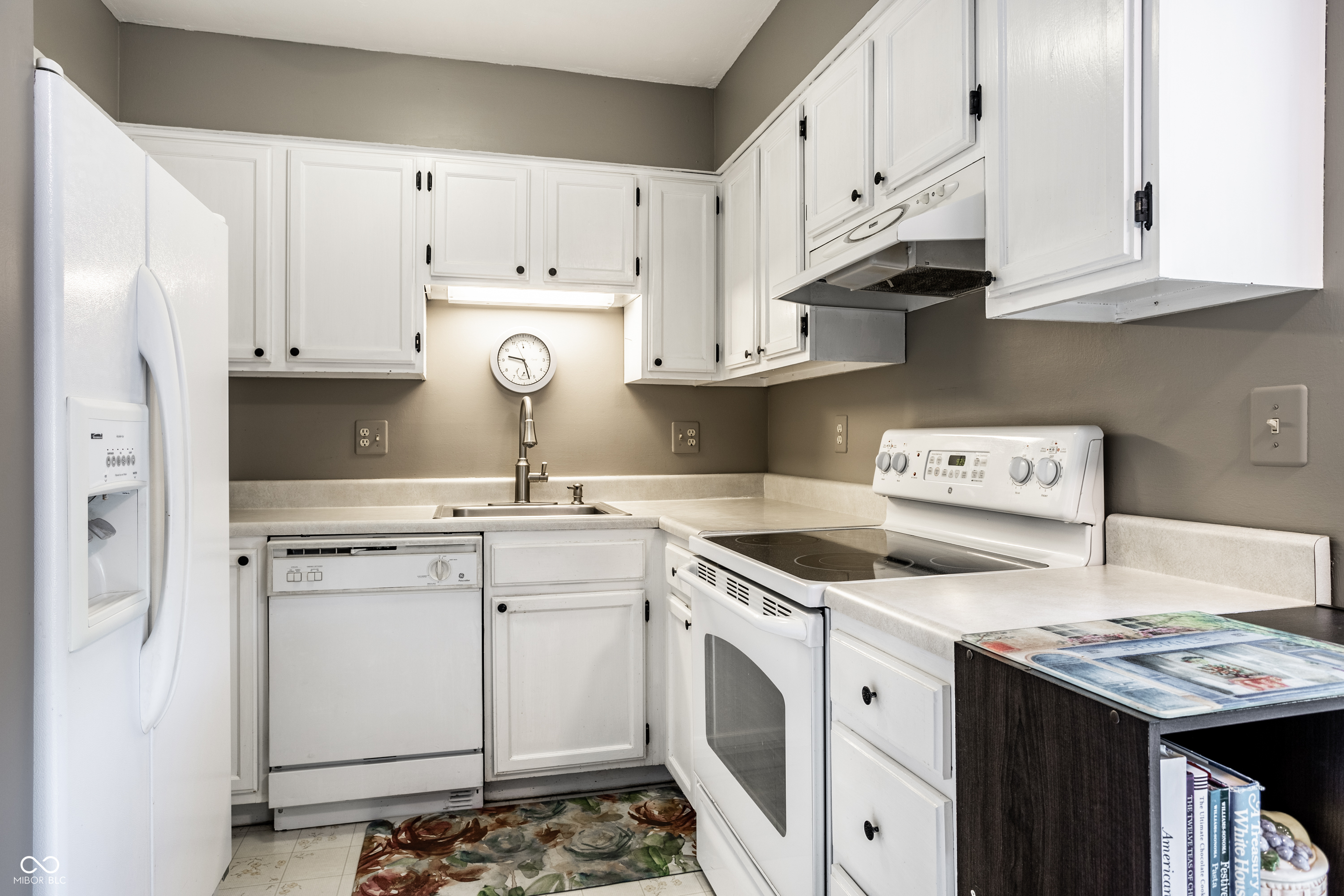 398 Hunters Lane Unit: D