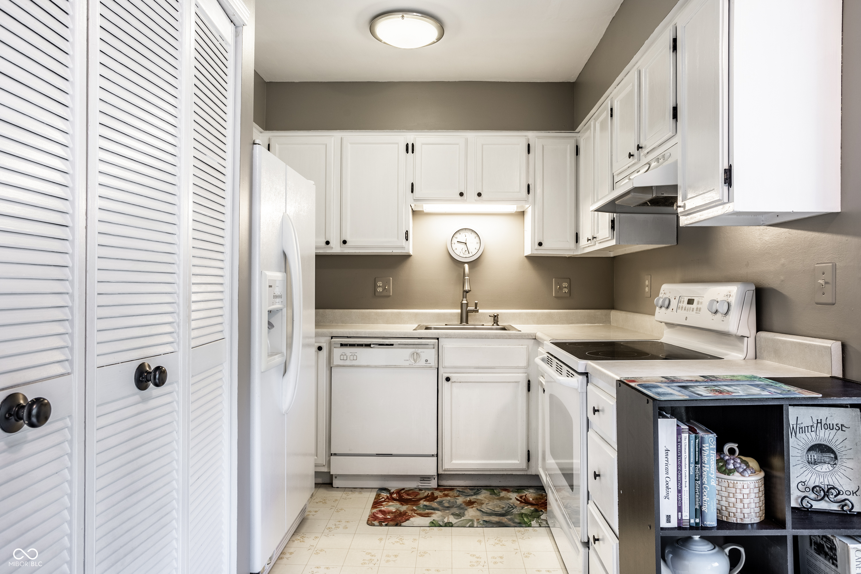 398 Hunters Lane Unit: D