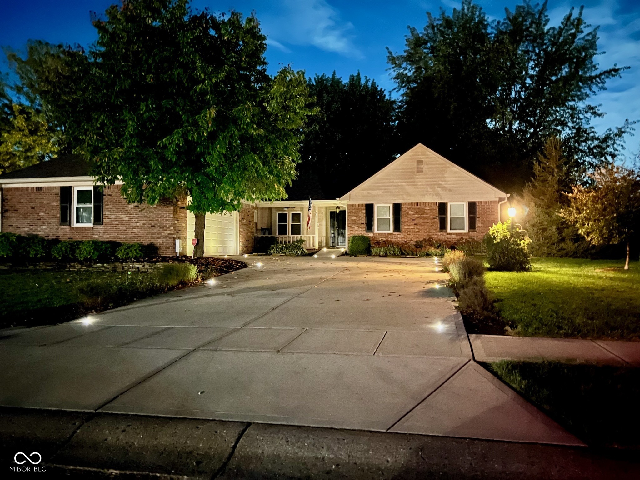 8125 Castle Cove Road