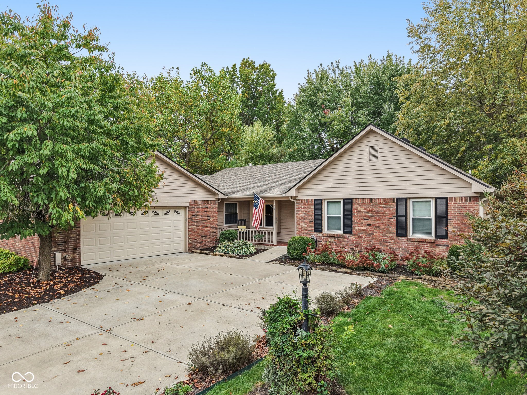 8125 Castle Cove Road