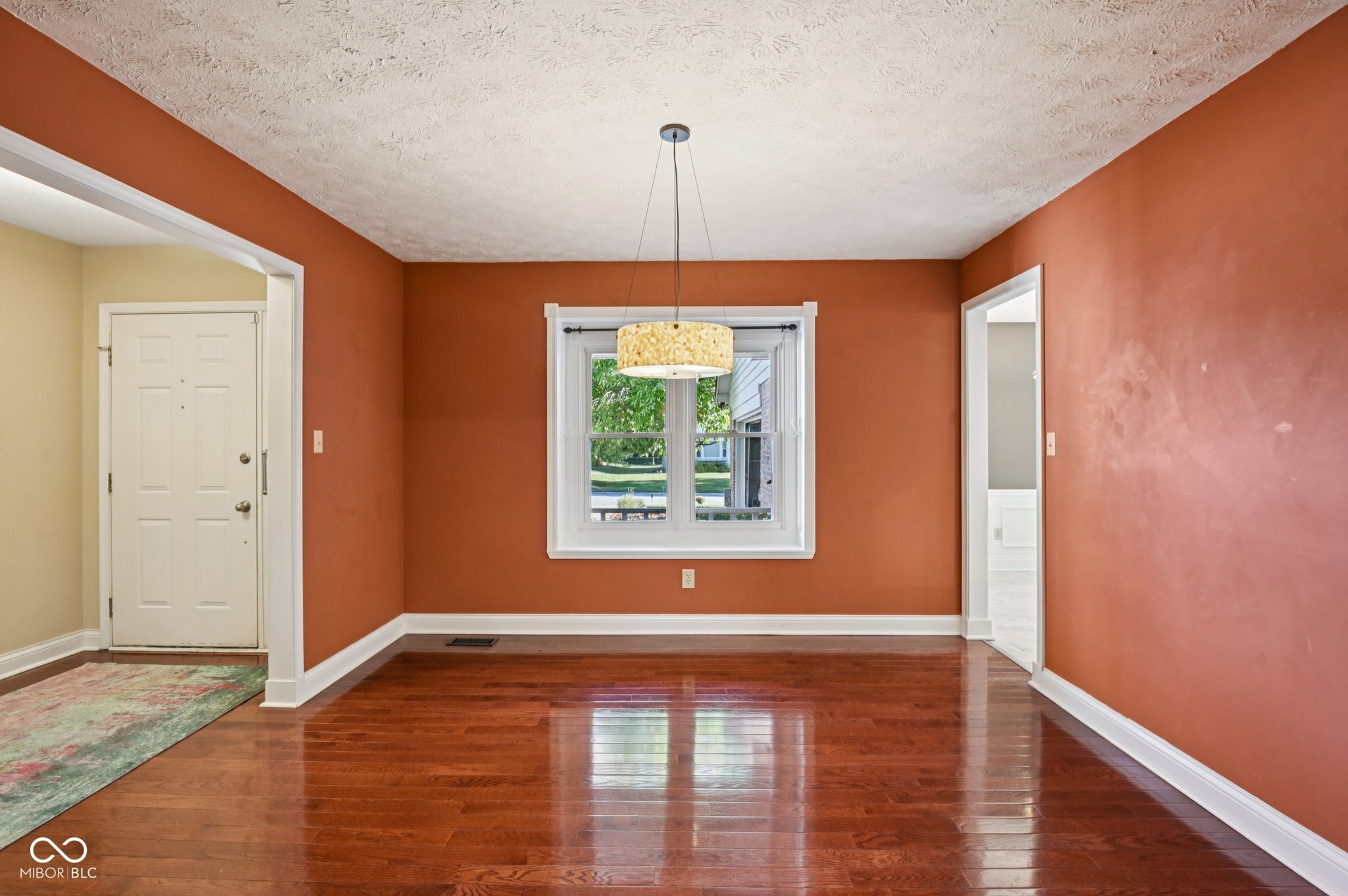 8125 Castle Cove Road