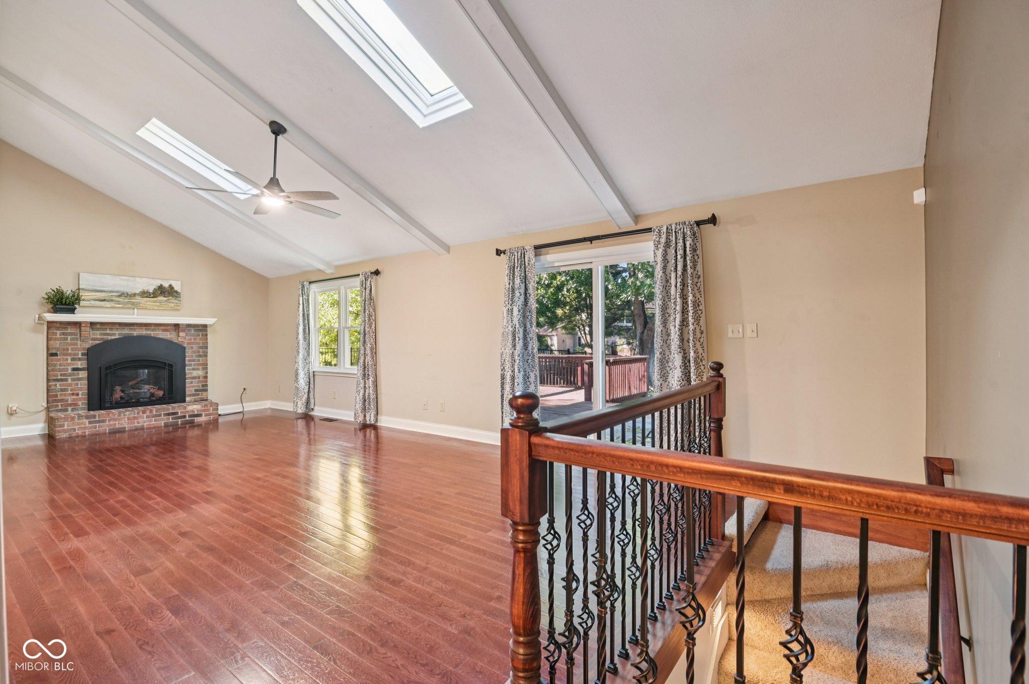 8125 Castle Cove Road