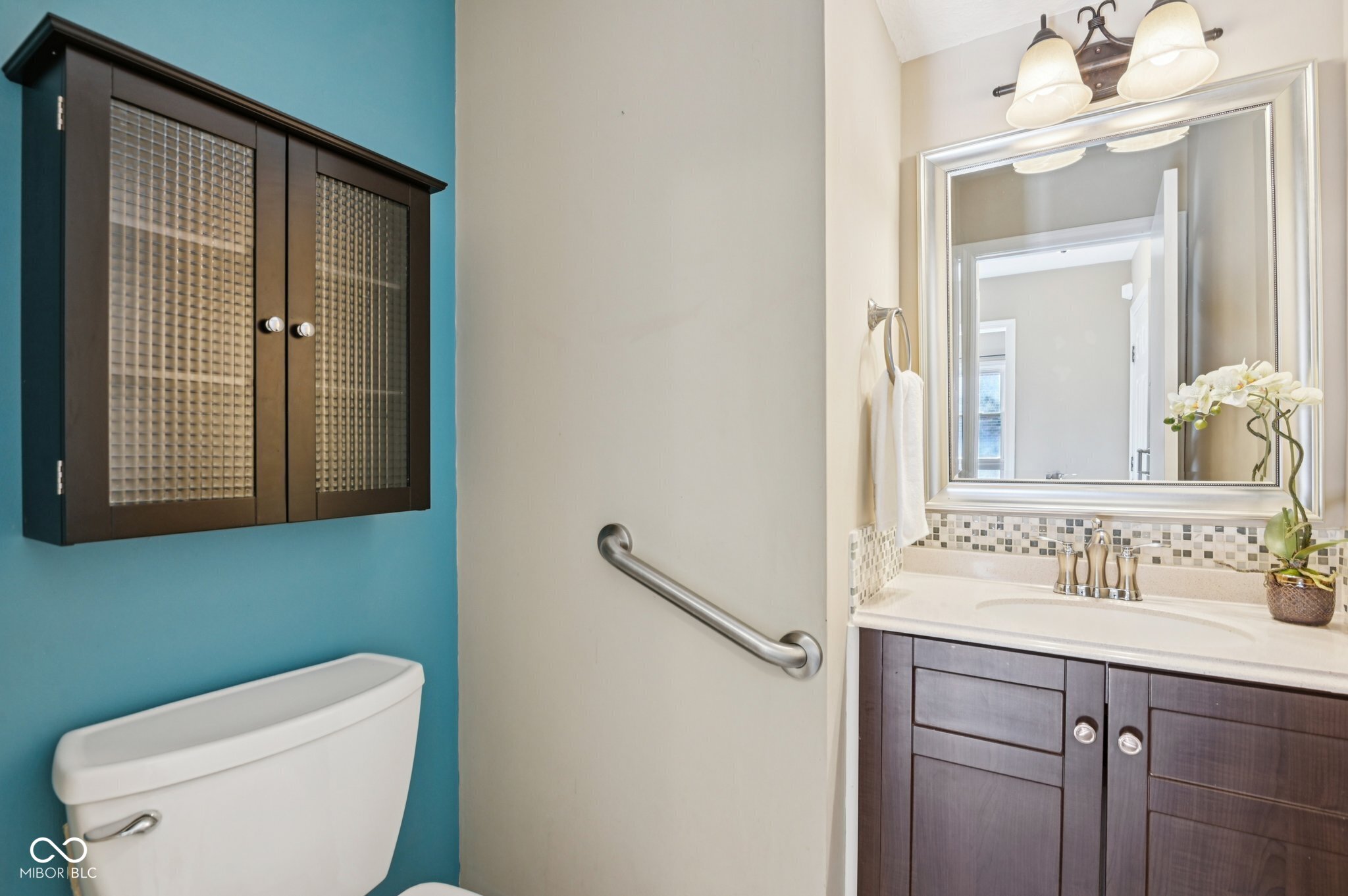 8125 Castle Cove Road