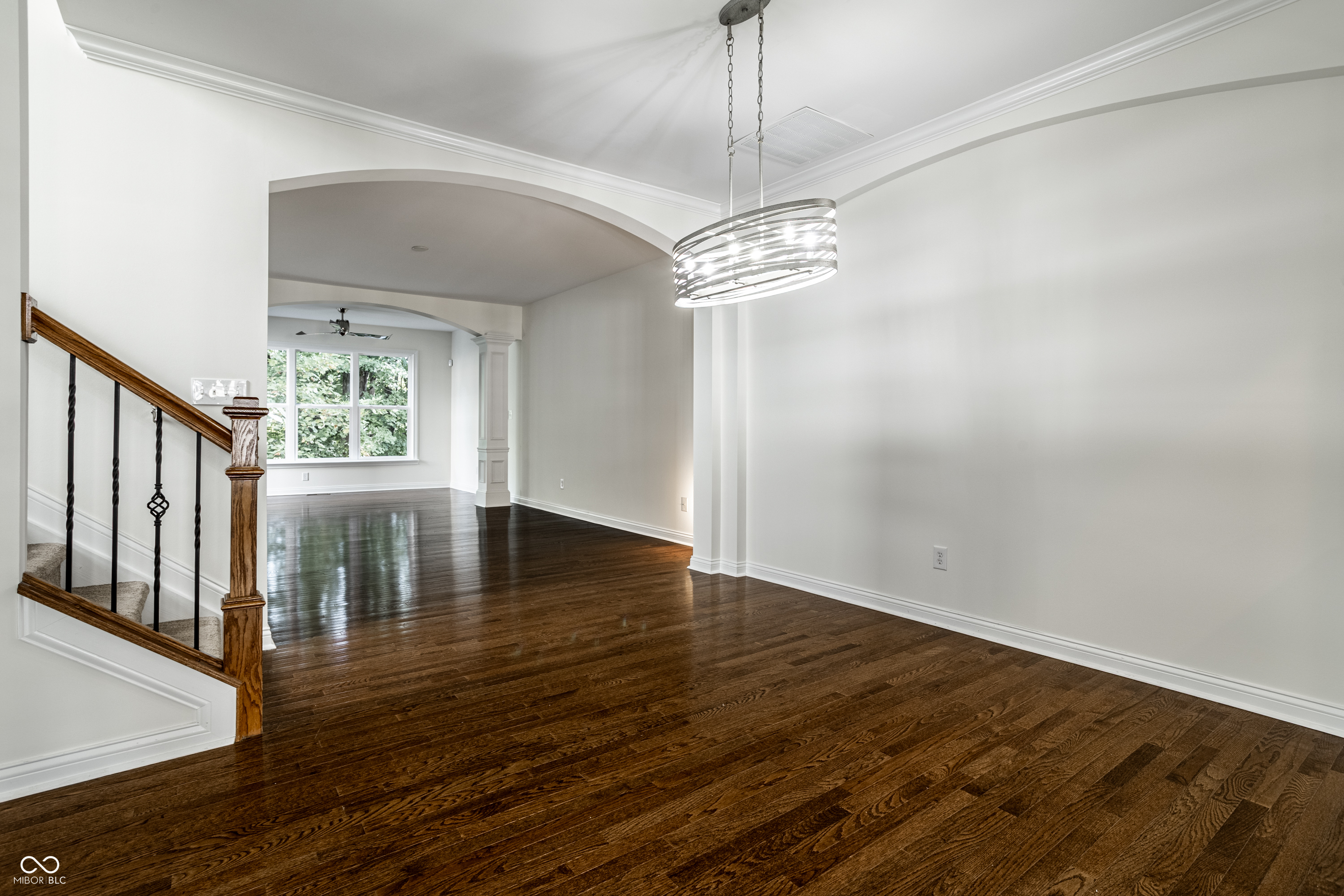 681 Greenford Trail N