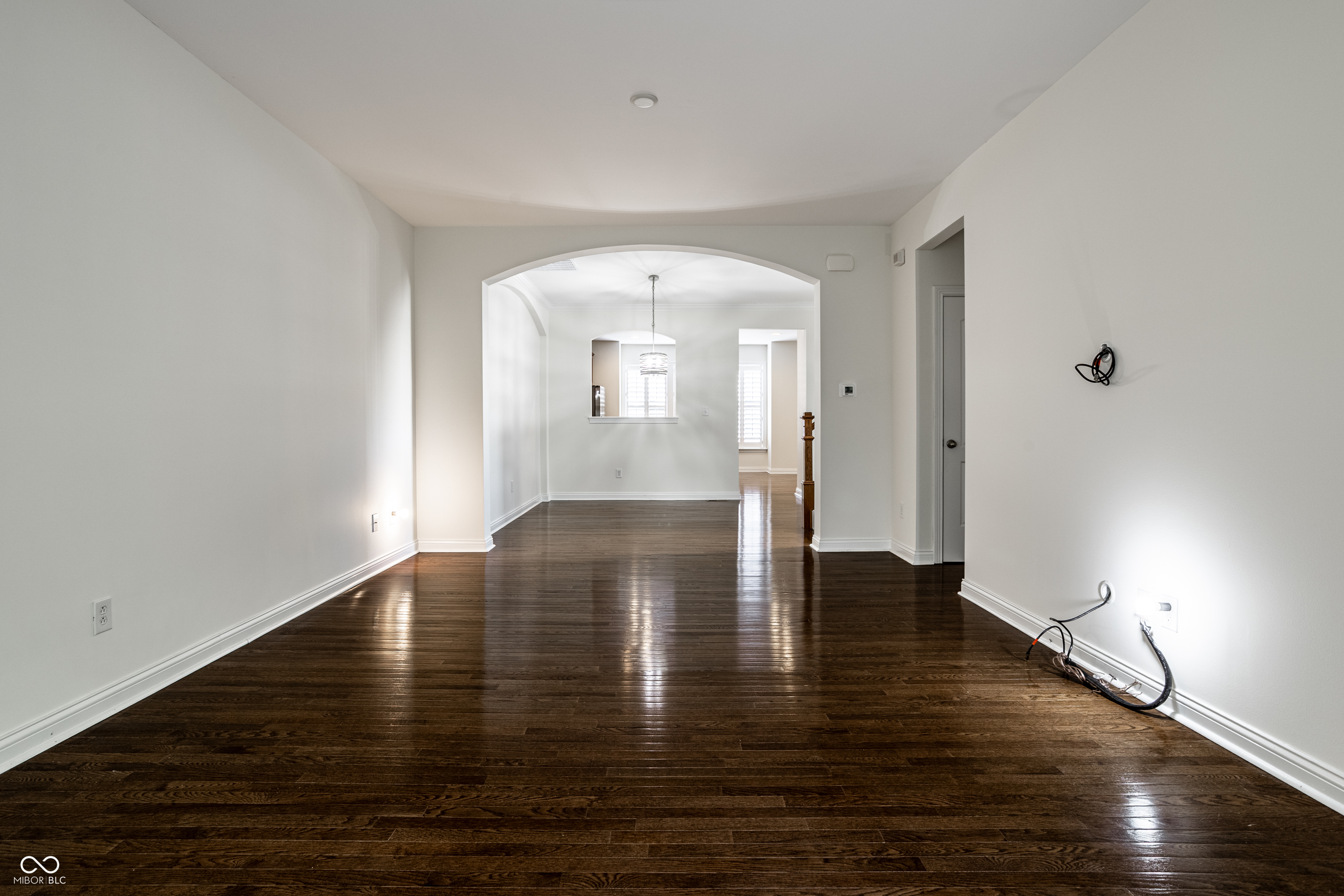 681 Greenford Trail N