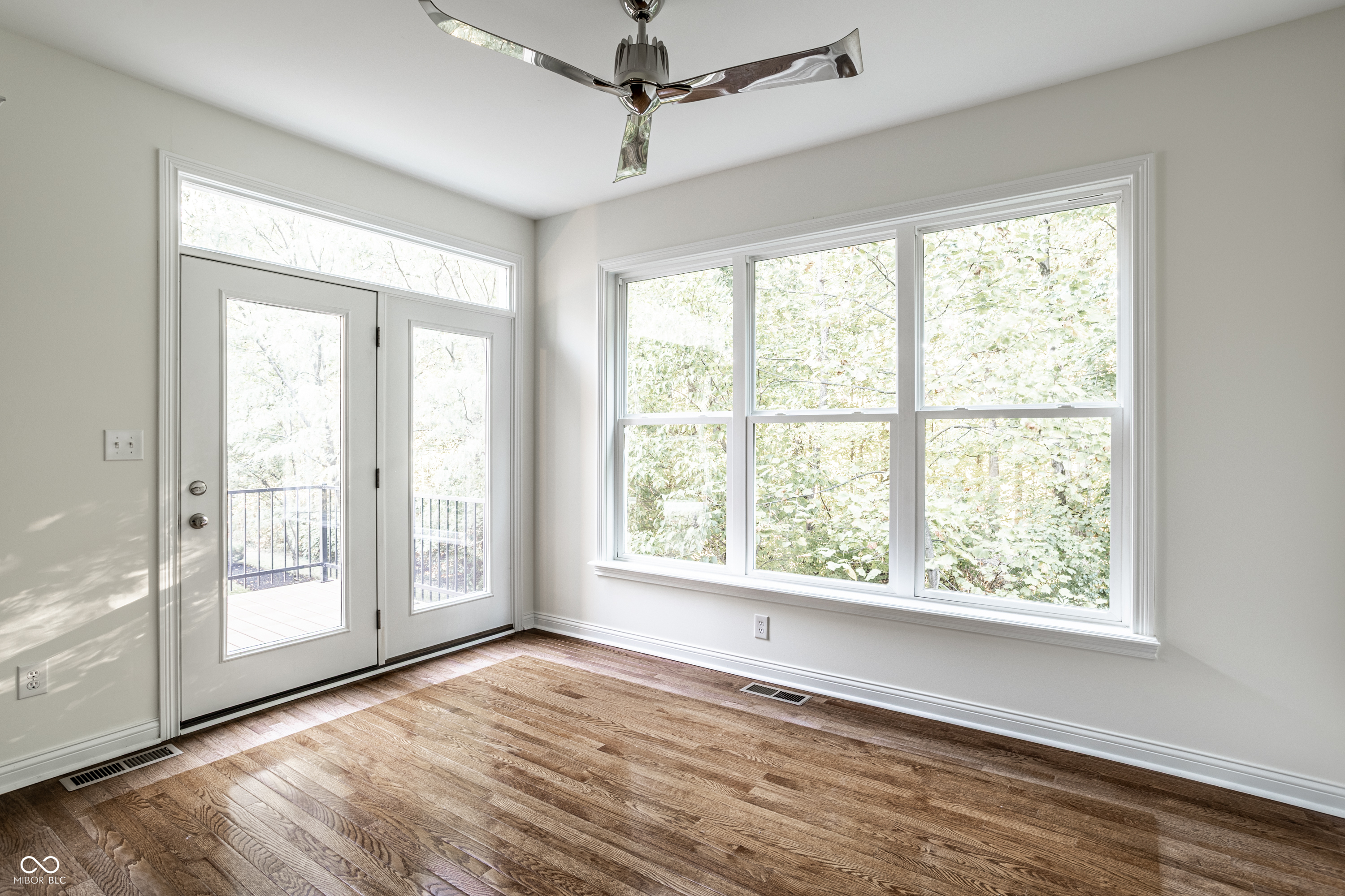 681 Greenford Trail N