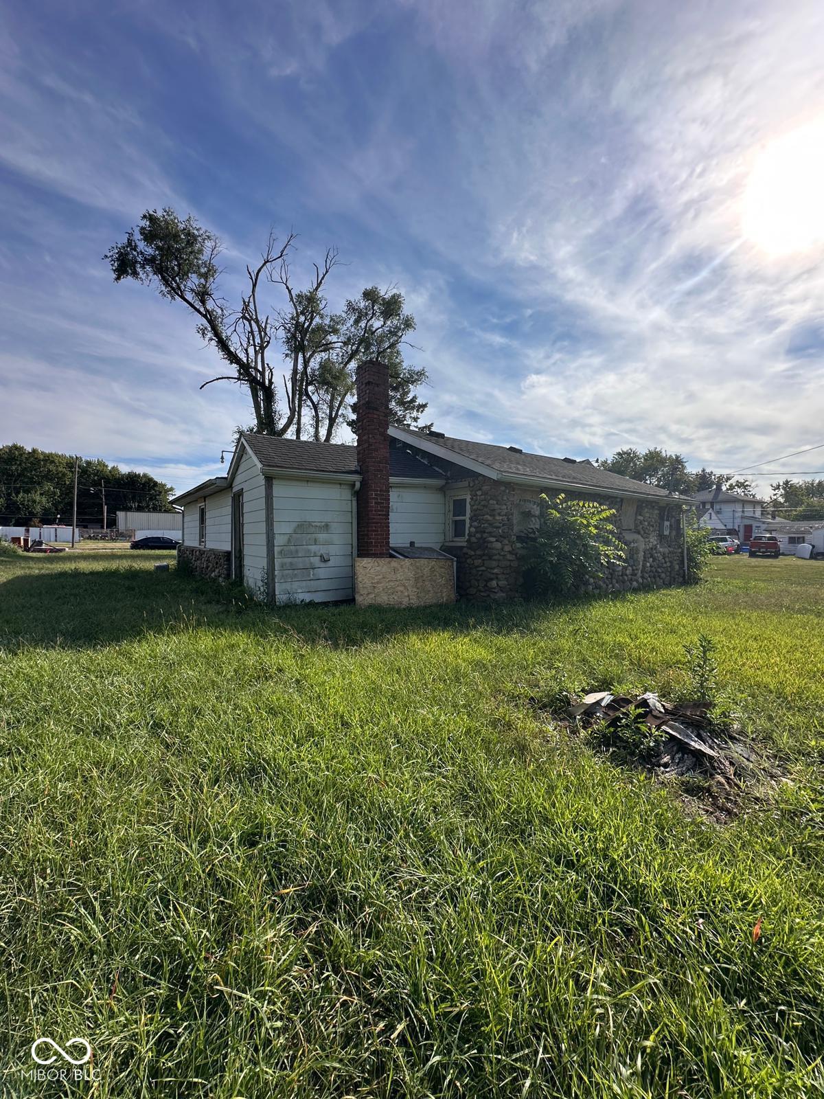 1400 E Mulberry Street