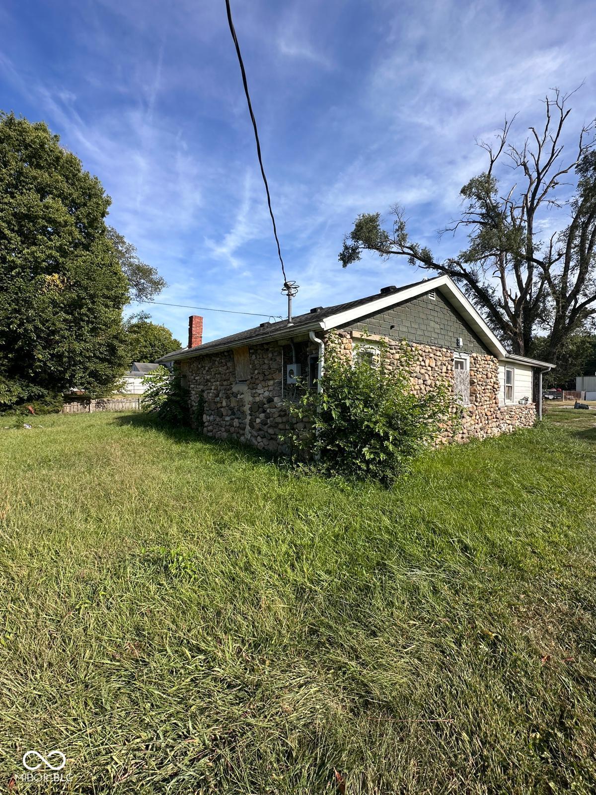 1400 E Mulberry Street