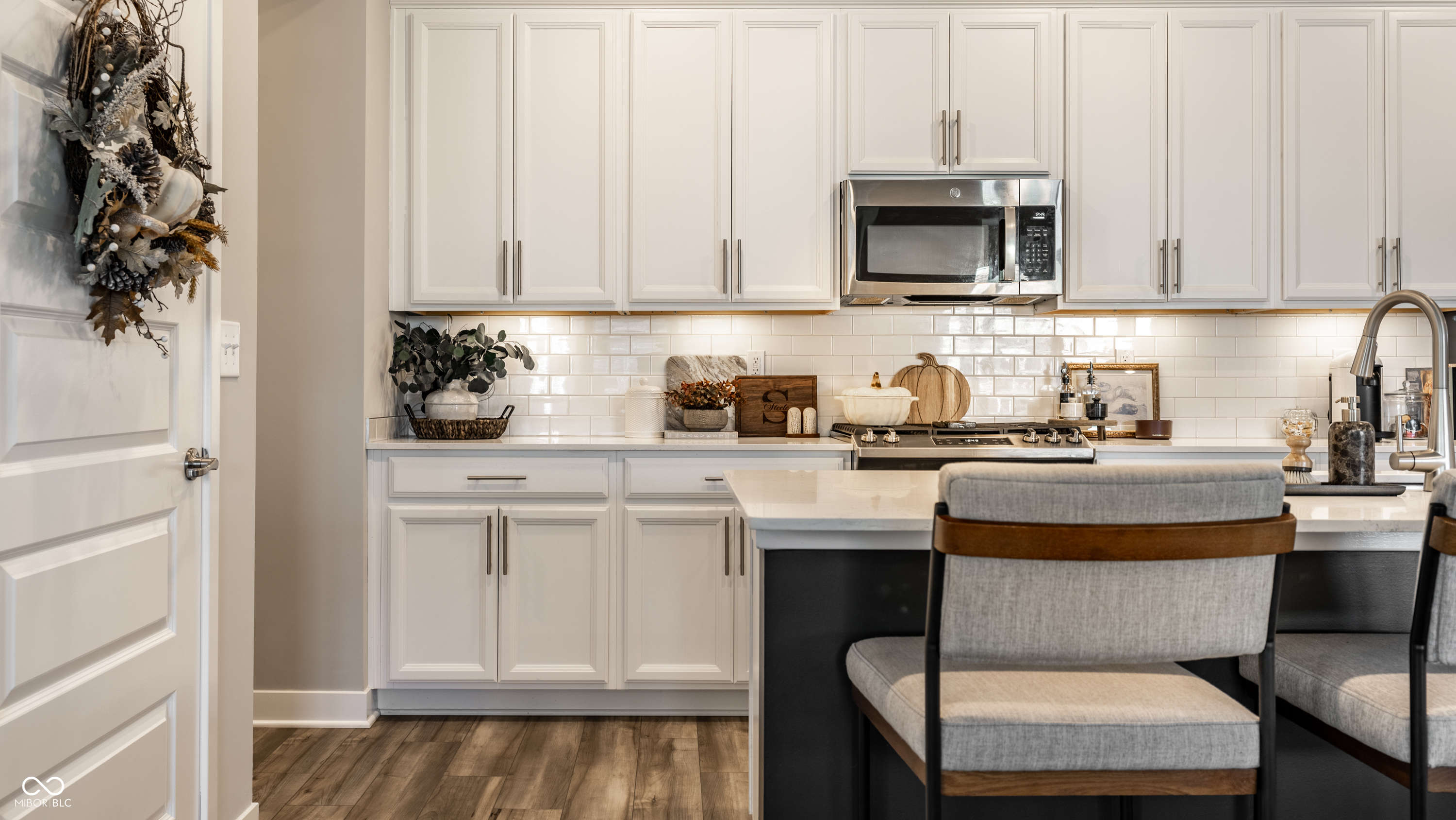 11720 Harvester Circle N