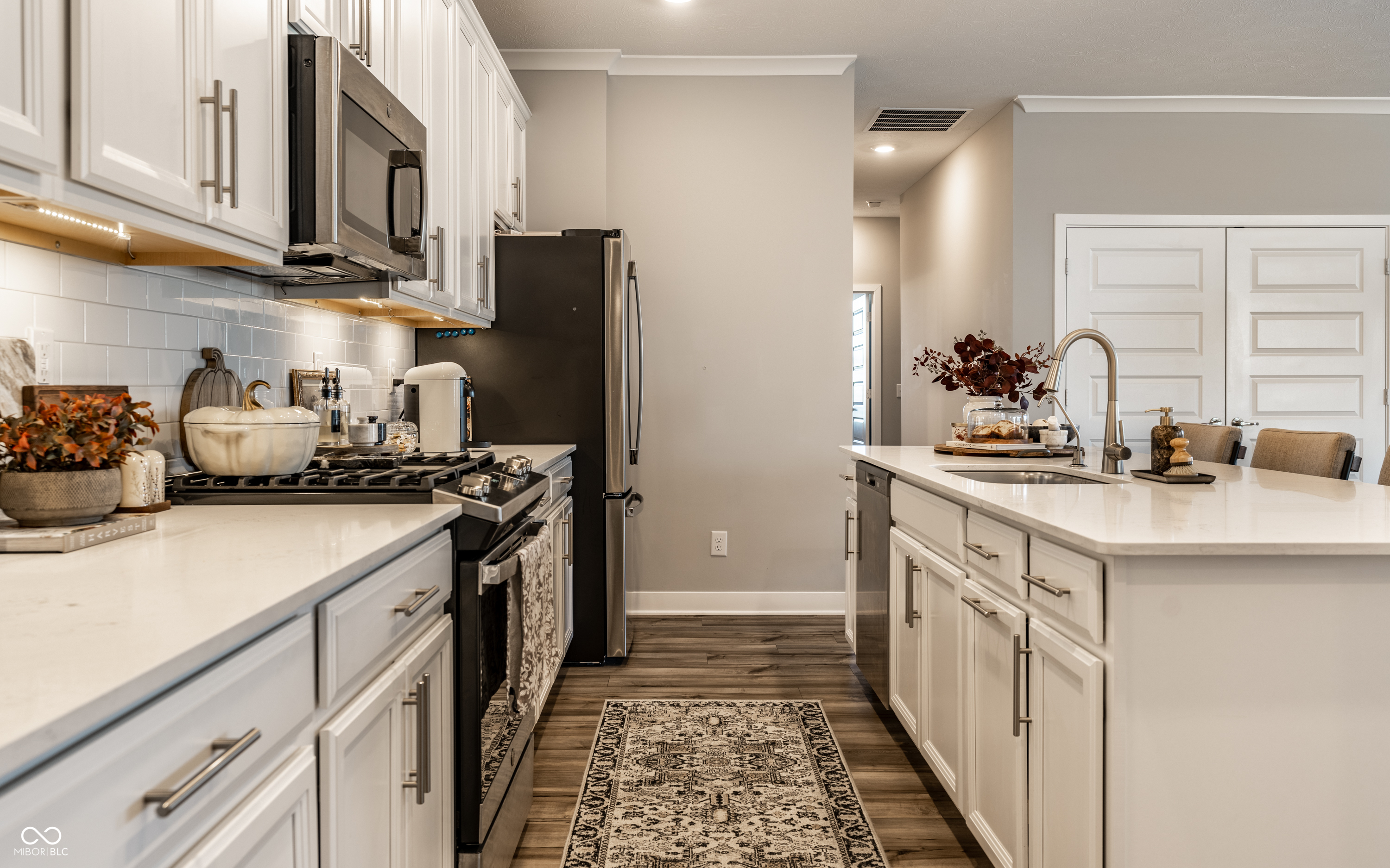 11720 Harvester Circle N