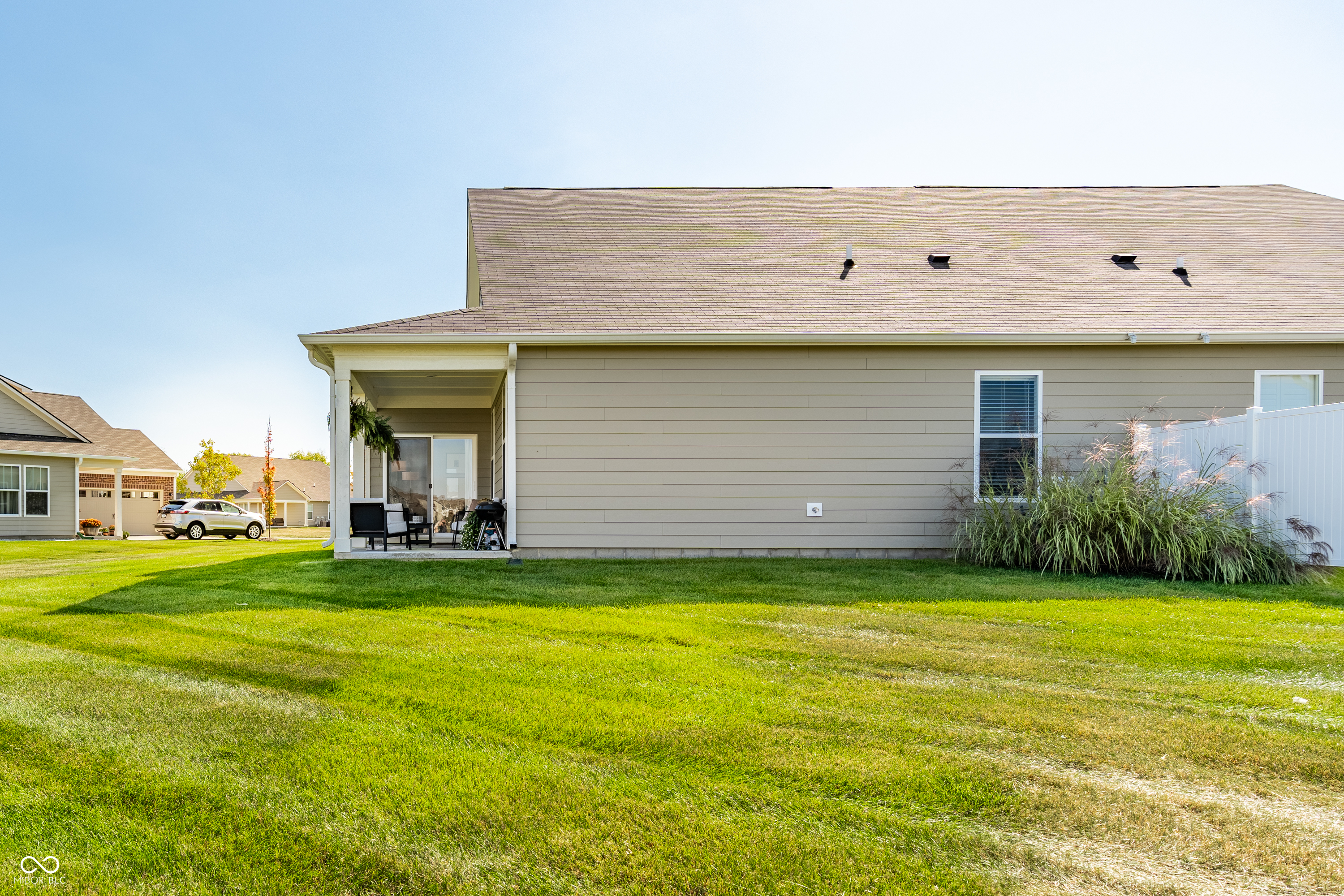 11720 Harvester Circle N