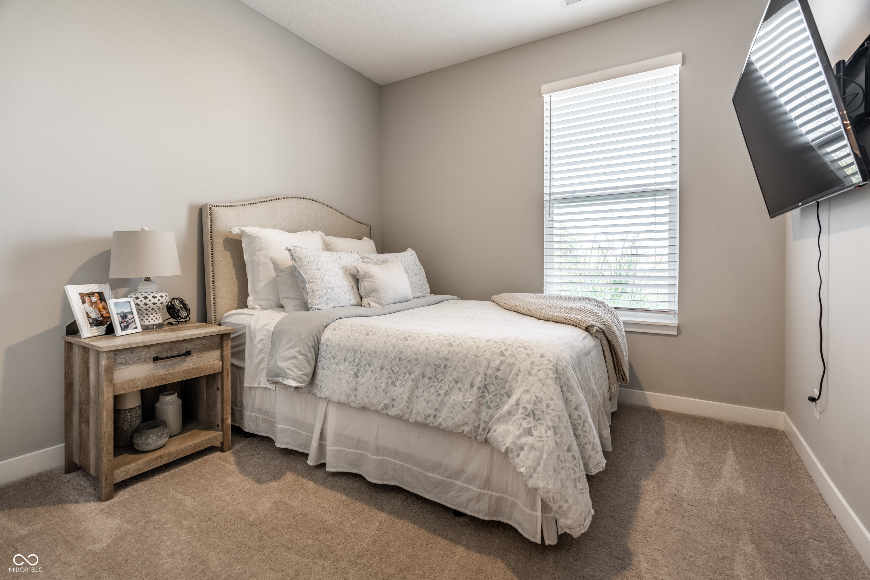 11720 Harvester Circle N