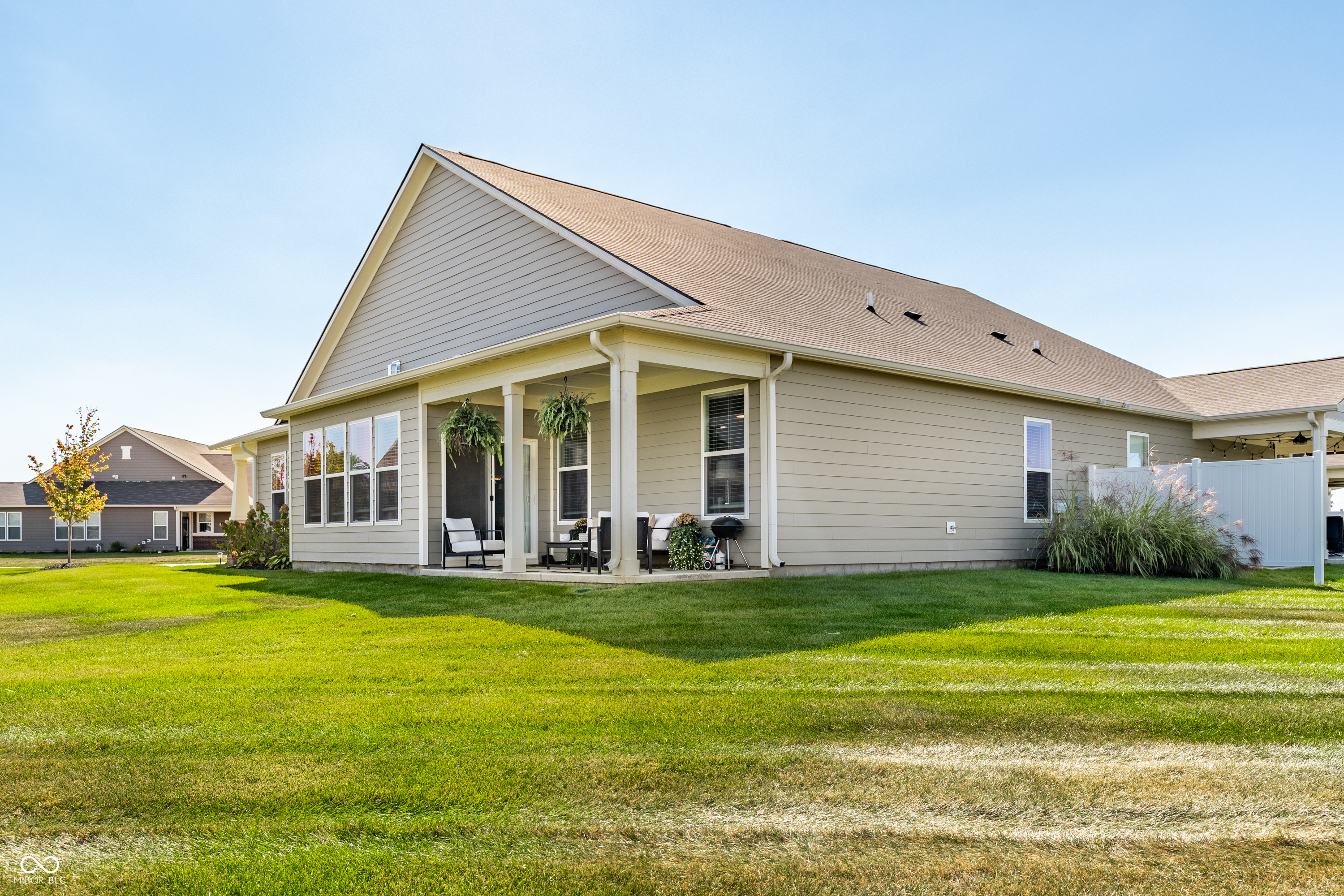 11720 Harvester Circle N