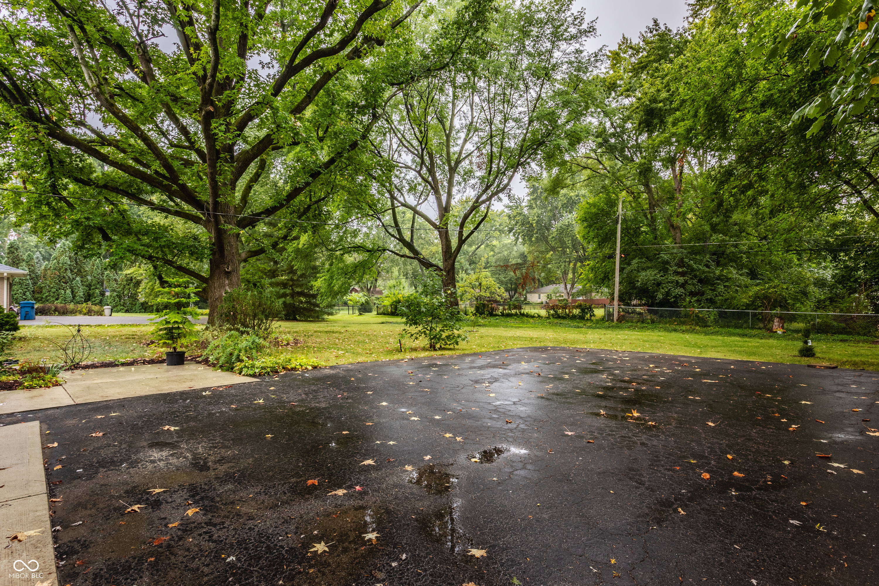 6234 N Tuxedo Street