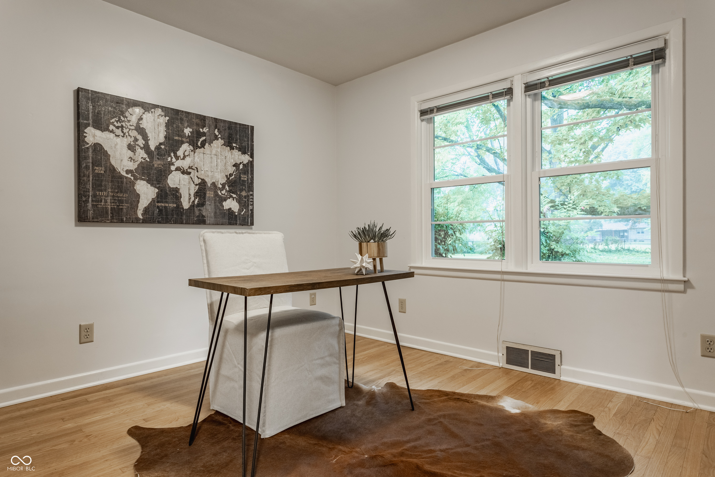 6234 N Tuxedo Street