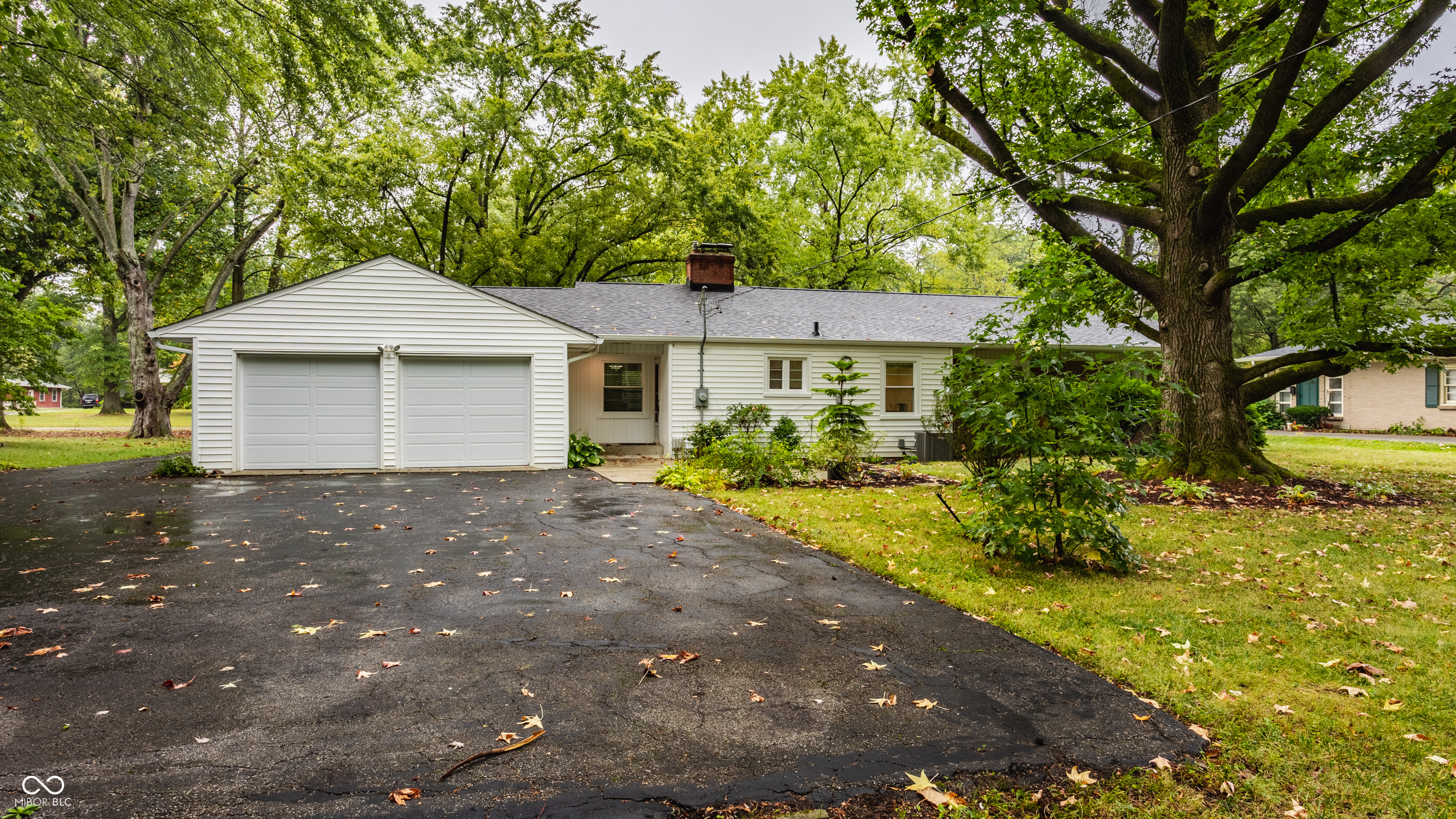 6234 N Tuxedo Street