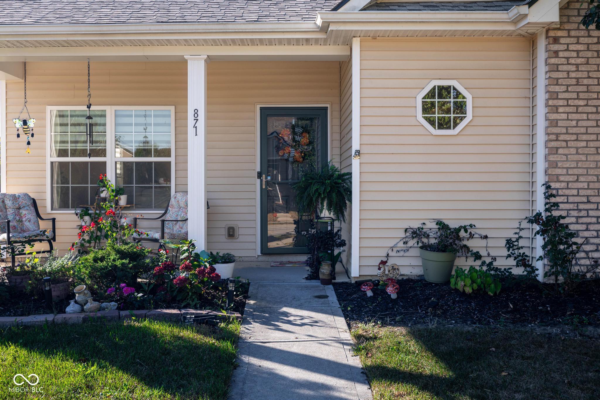 871 Maidstone Avenue