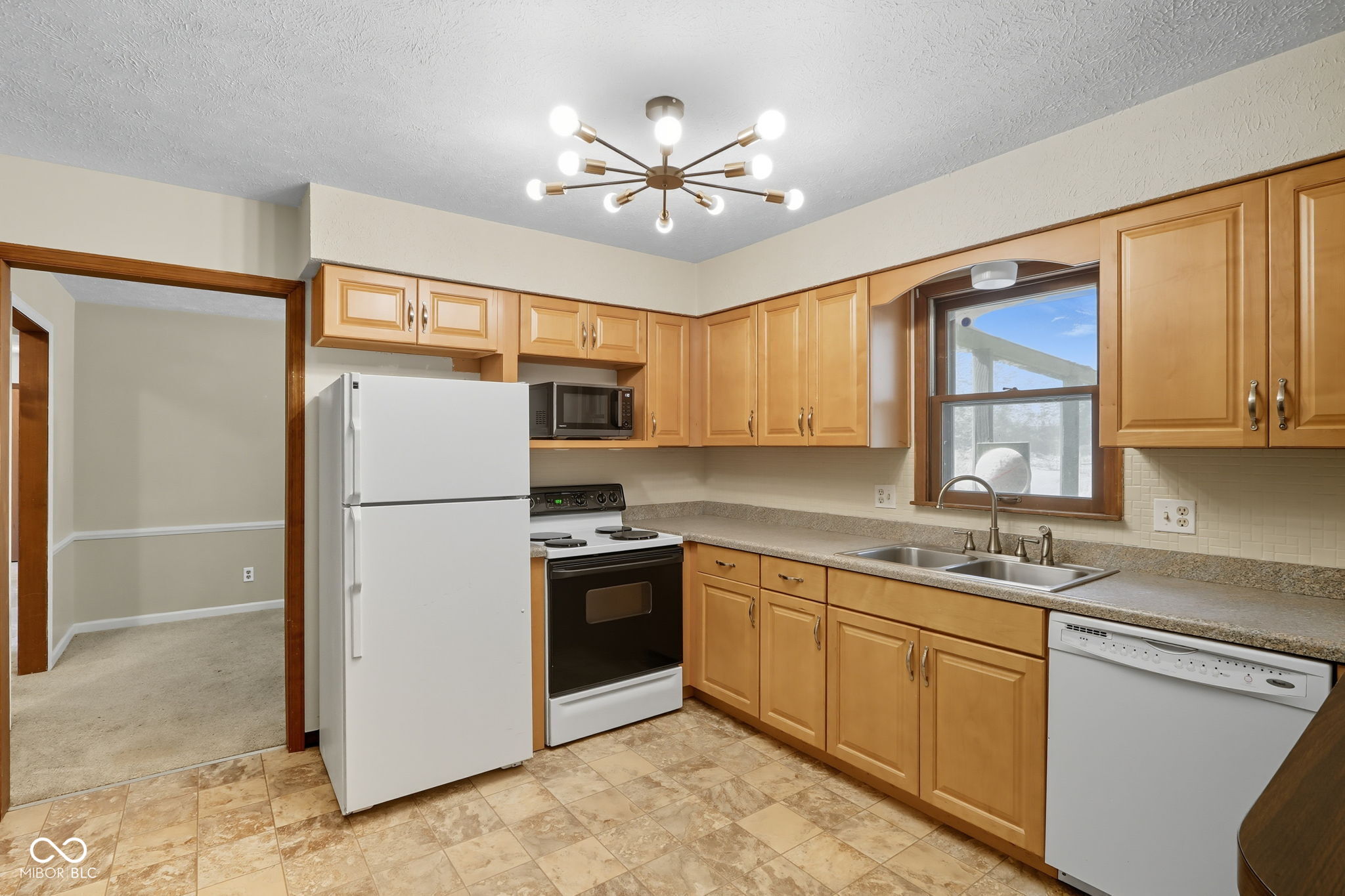 10420 Orchard Park Drive W