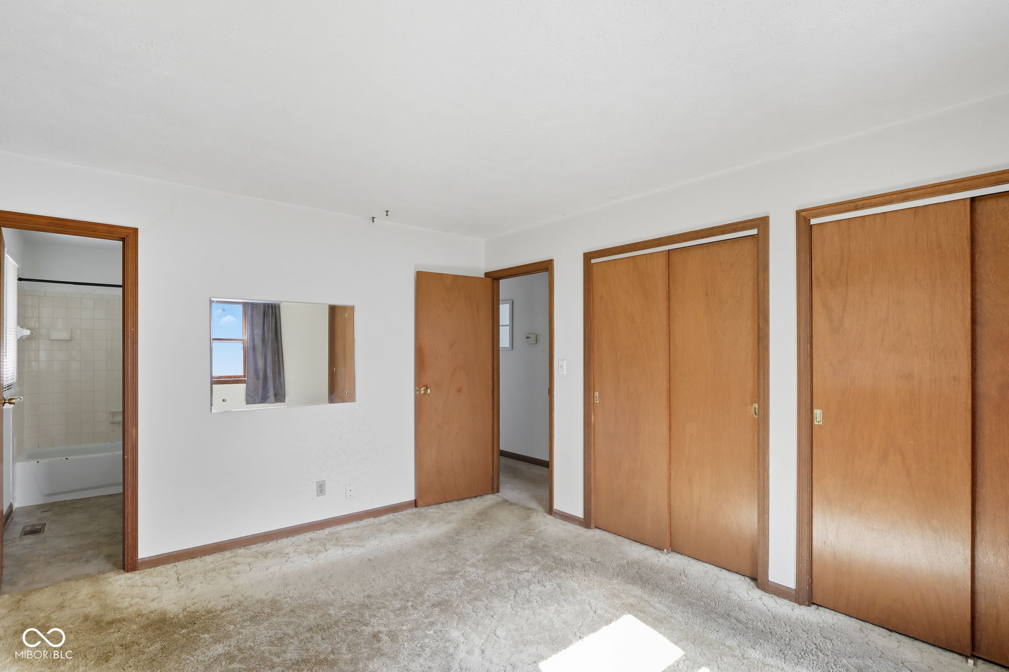 10420 Orchard Park Drive W