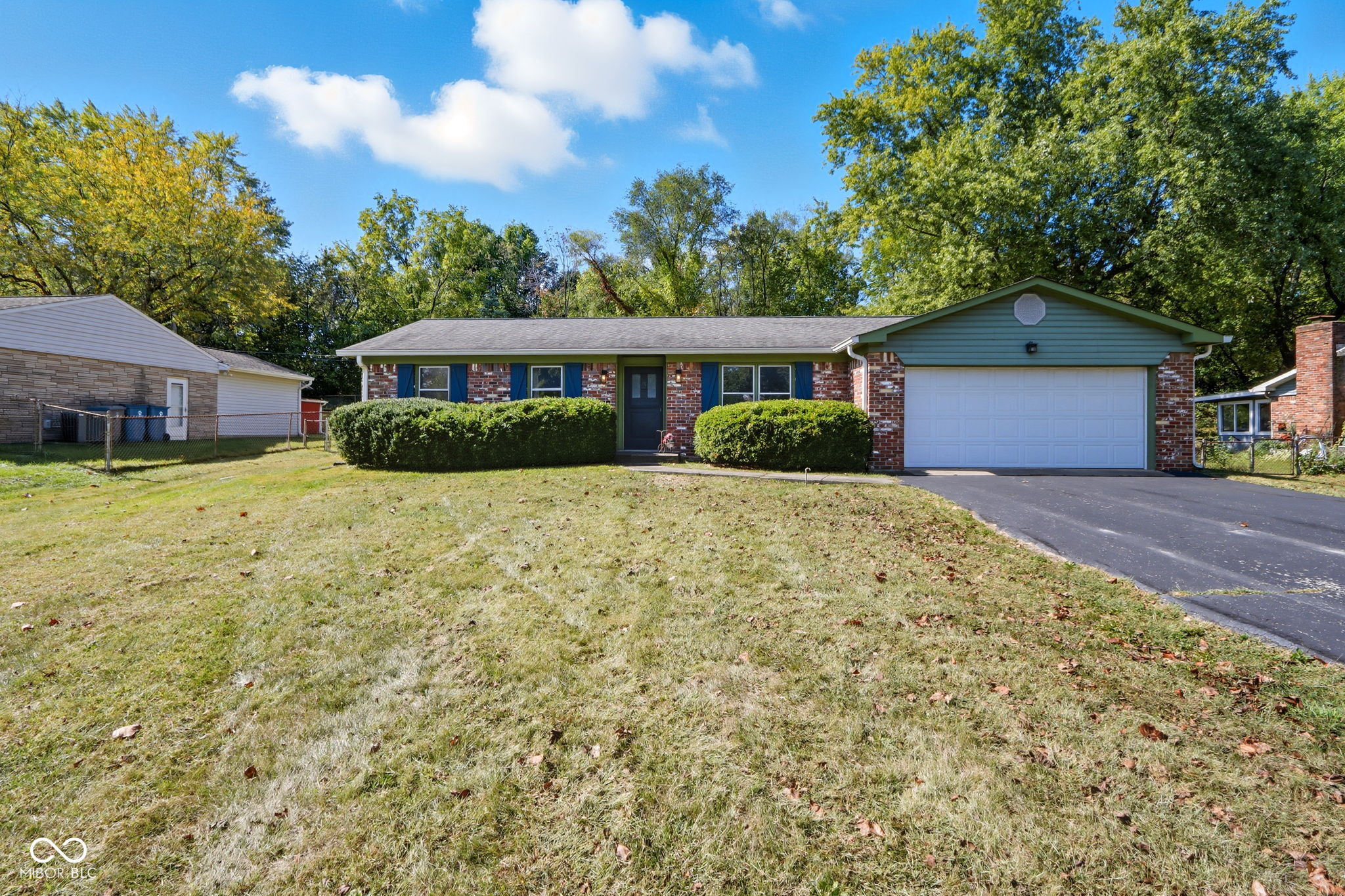 10420 Orchard Park Drive W