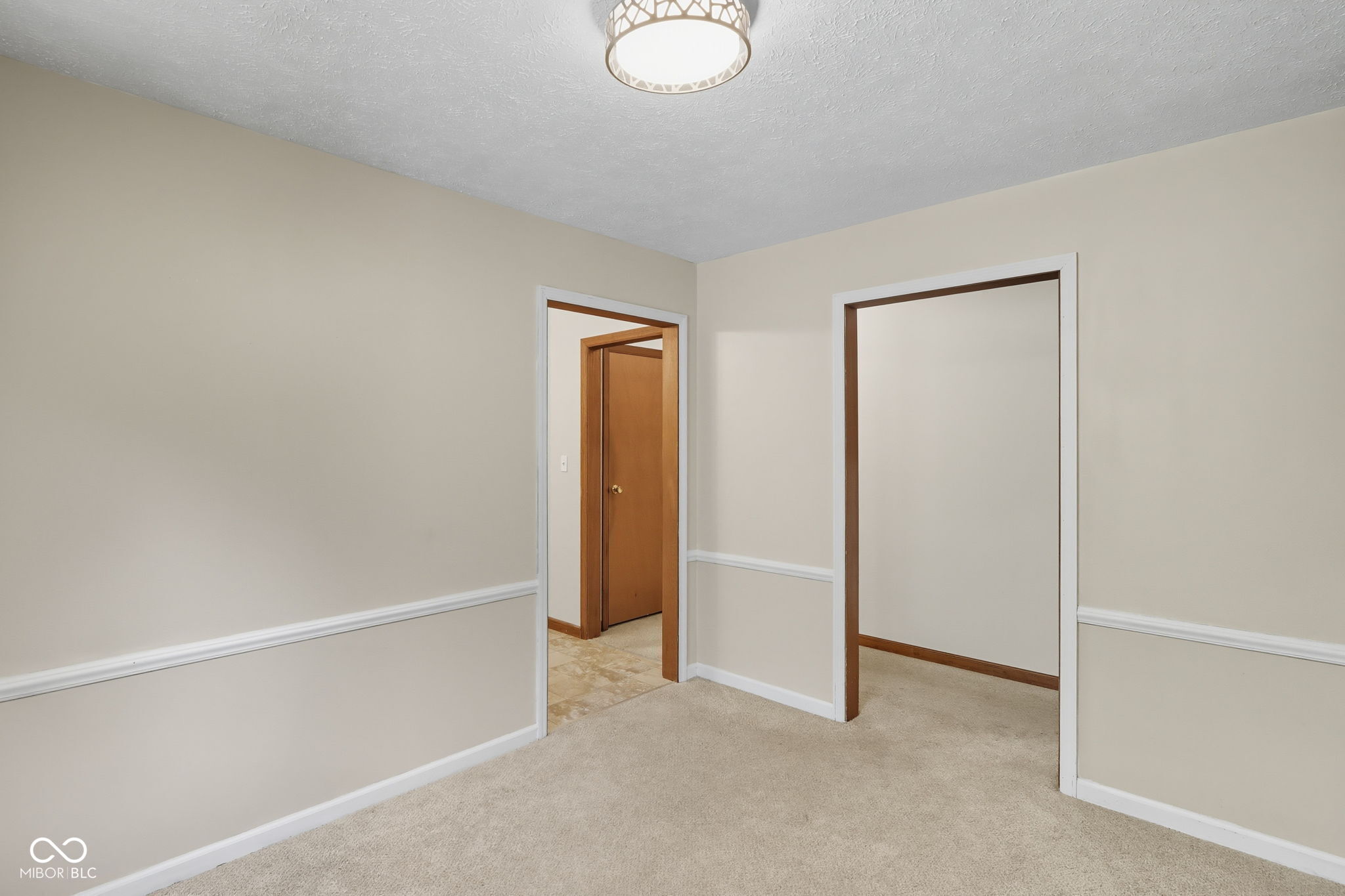 10420 Orchard Park Drive W